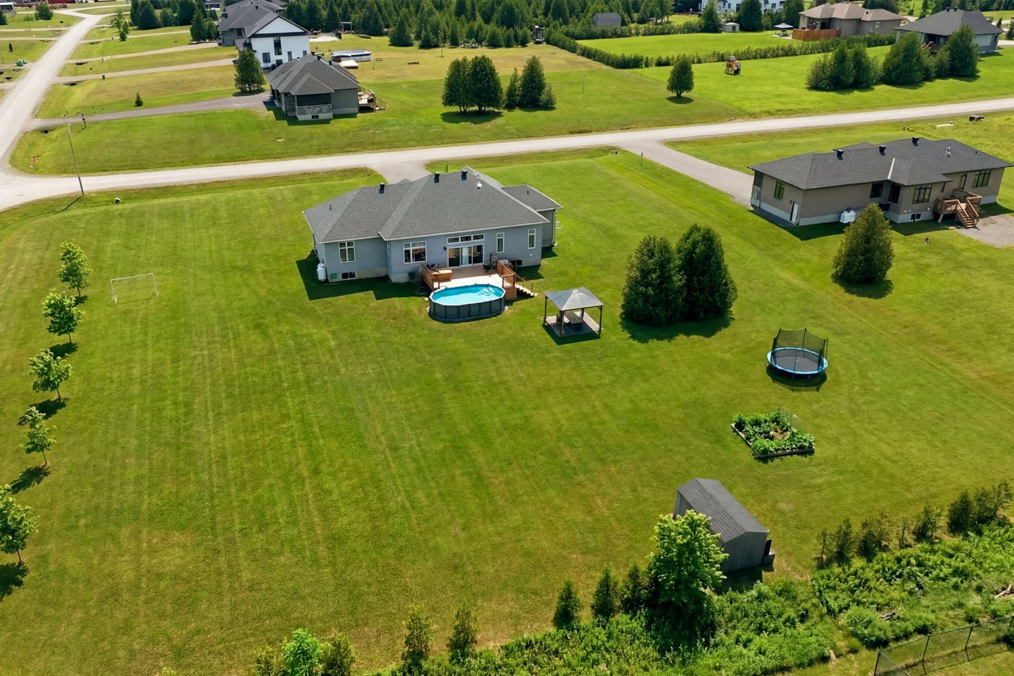 203 Abner_072SUMMER.jpg