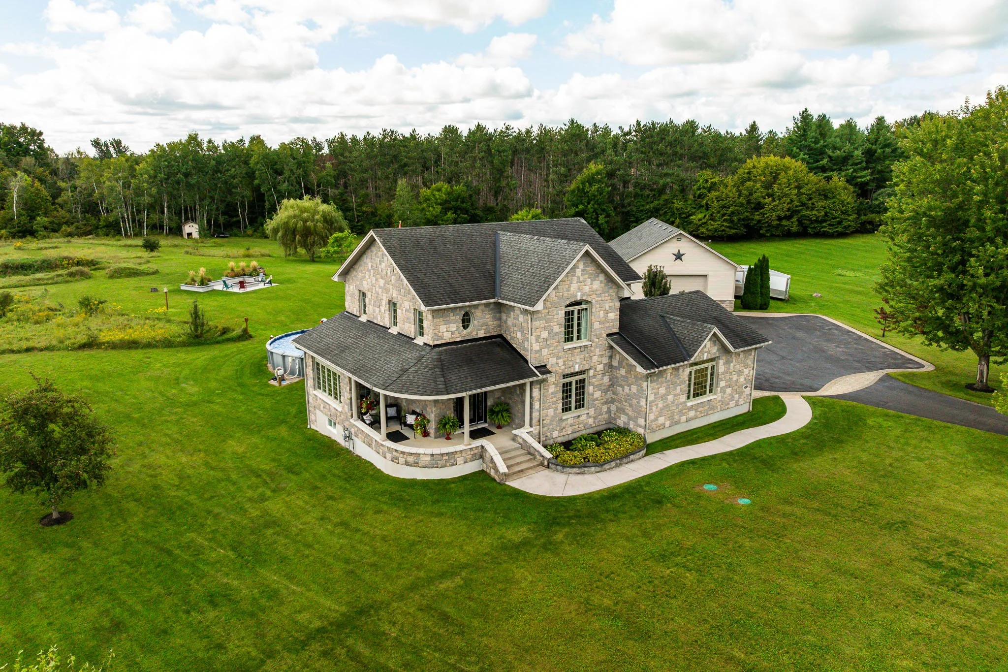 61 Balmoral_0001.jpg