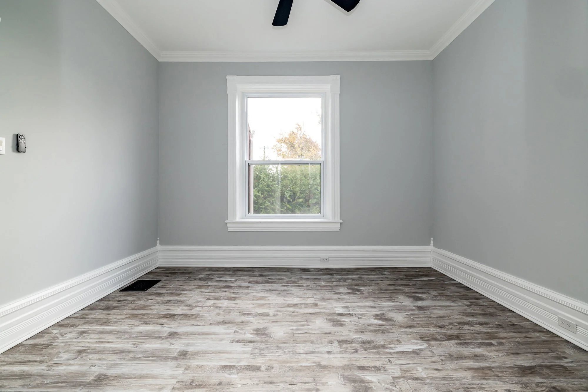 294 Dumbrille__038.jpg