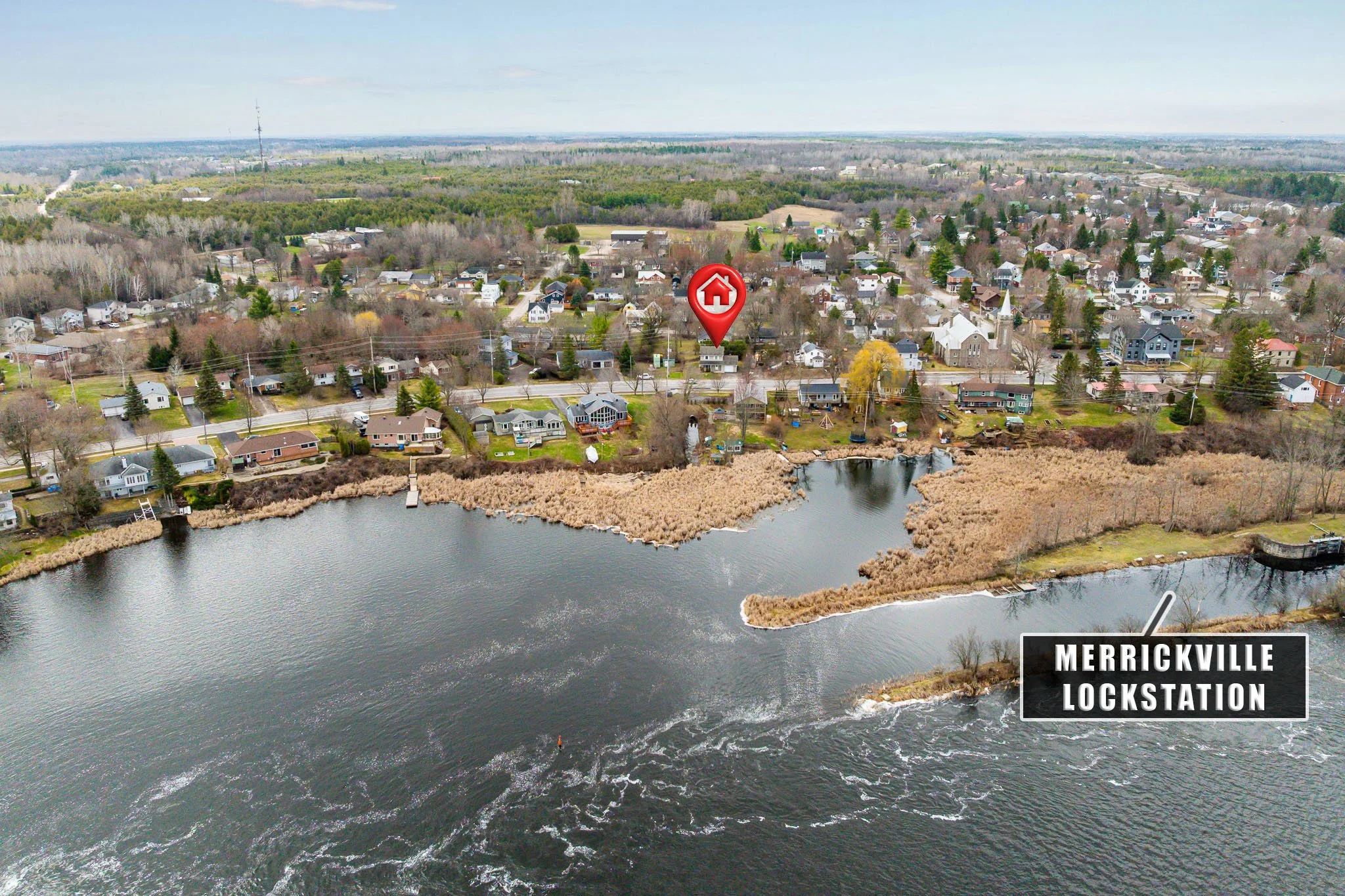 318 Main St E_002.jpg