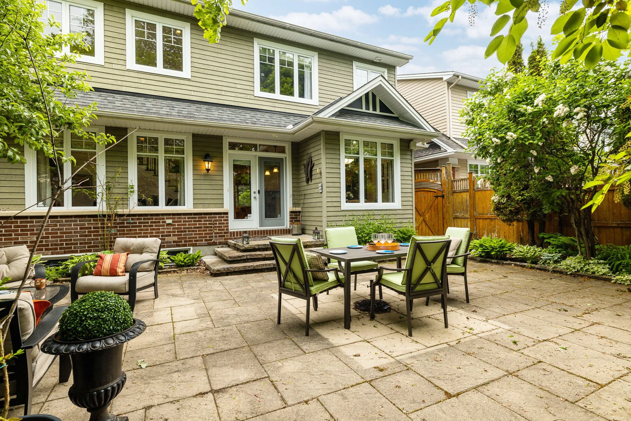 36 Oakbriar_067.jpg