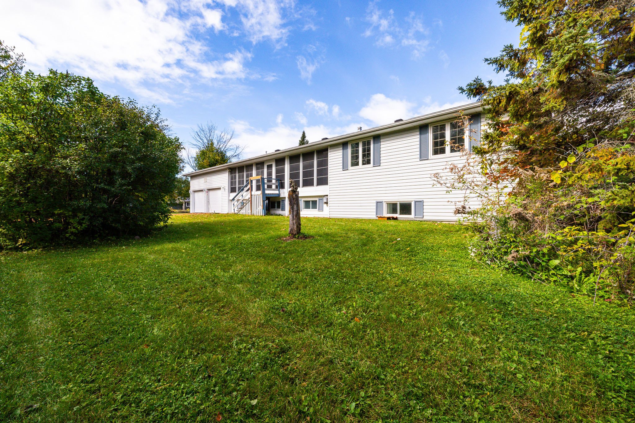589 River Rd__0012.jpg