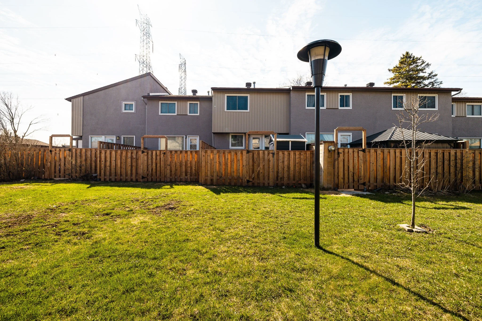 338 Woodfield_032.jpg