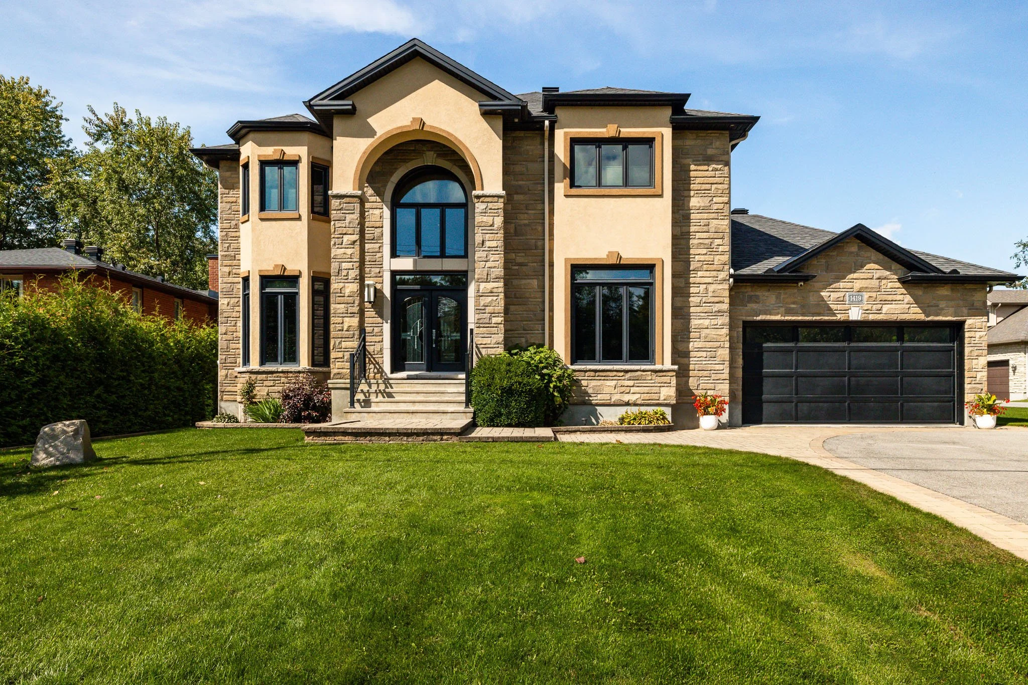 1419 Balmoral DR_0001.jpg