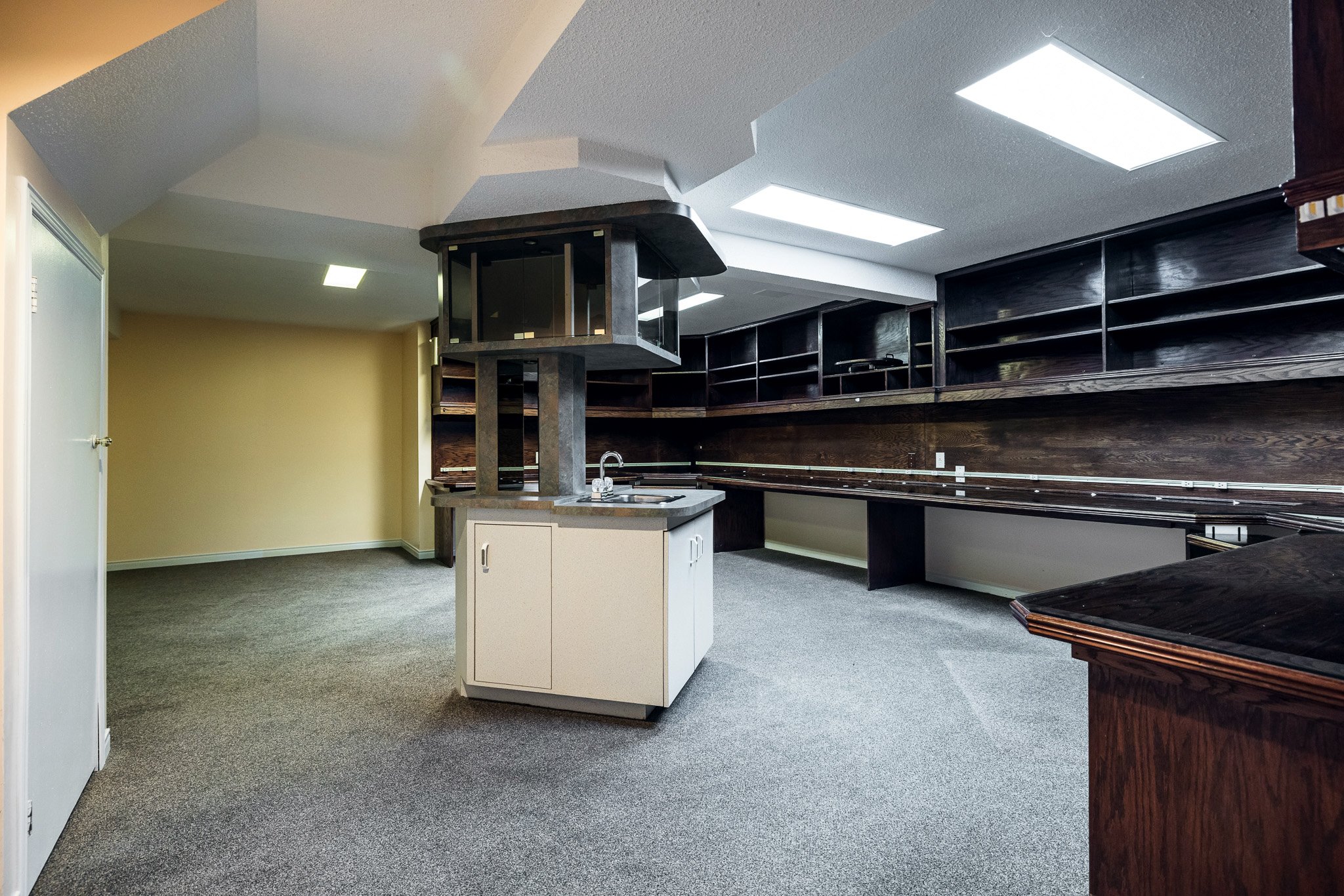 375 River Ridge_075.jpg