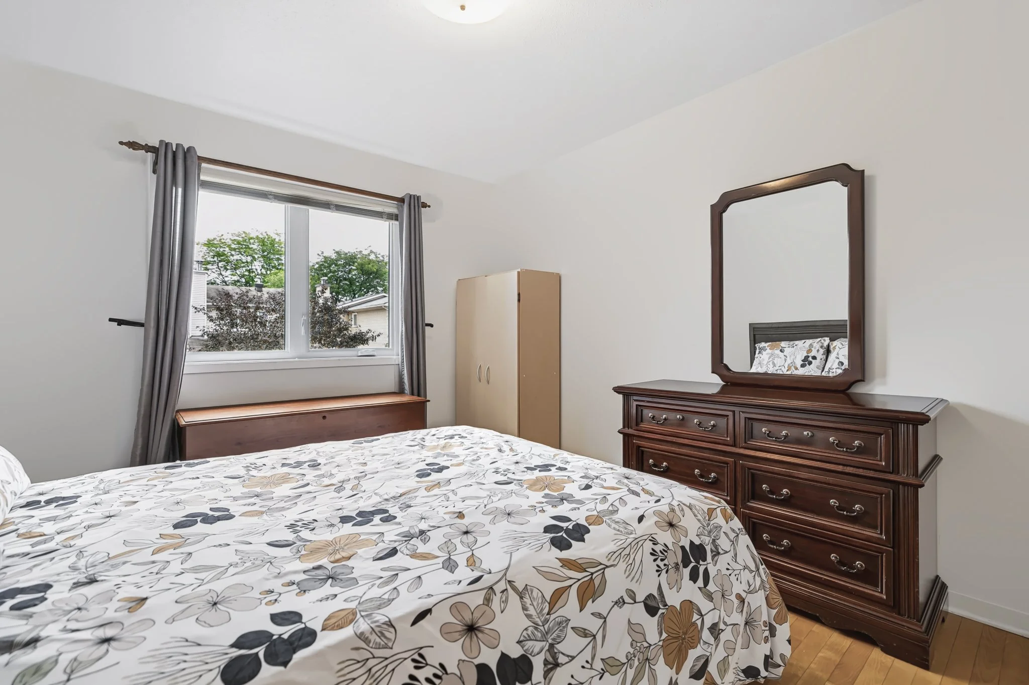6068 Ridgelea_0045.jpg