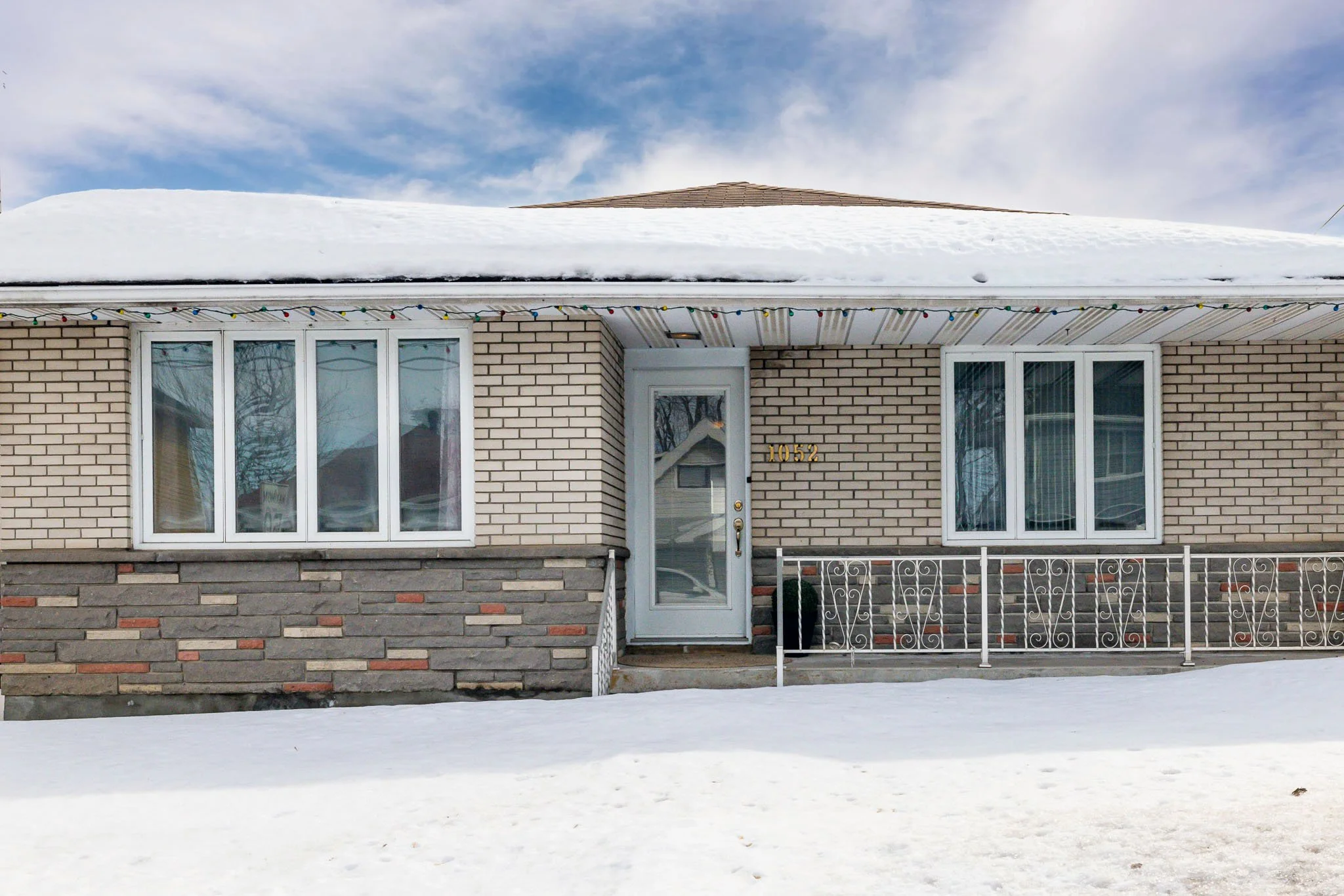 1052 Notre Dame_002.jpg