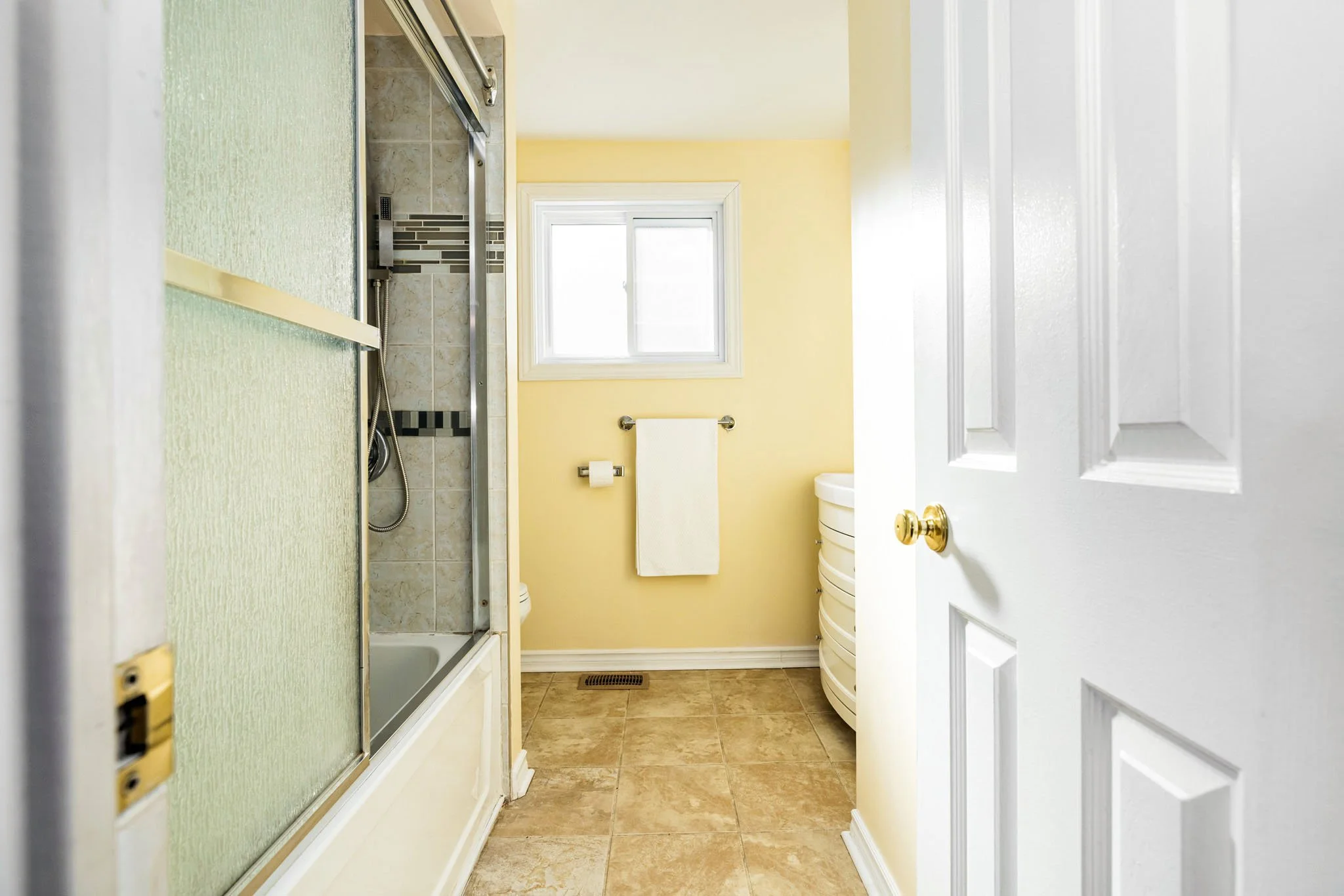 6096 Meadowhill_043.jpg