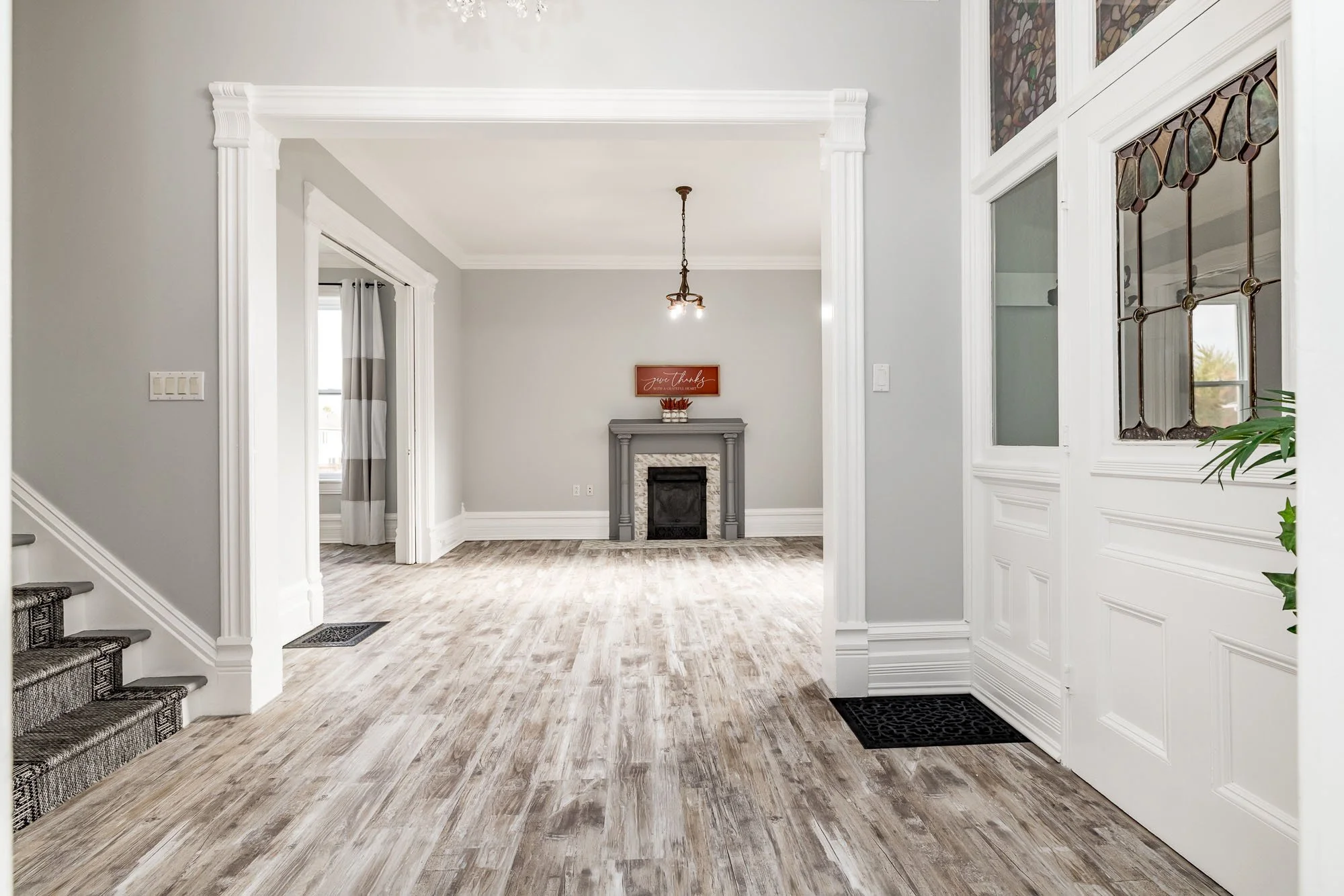 294 Dumbrille__023.jpg