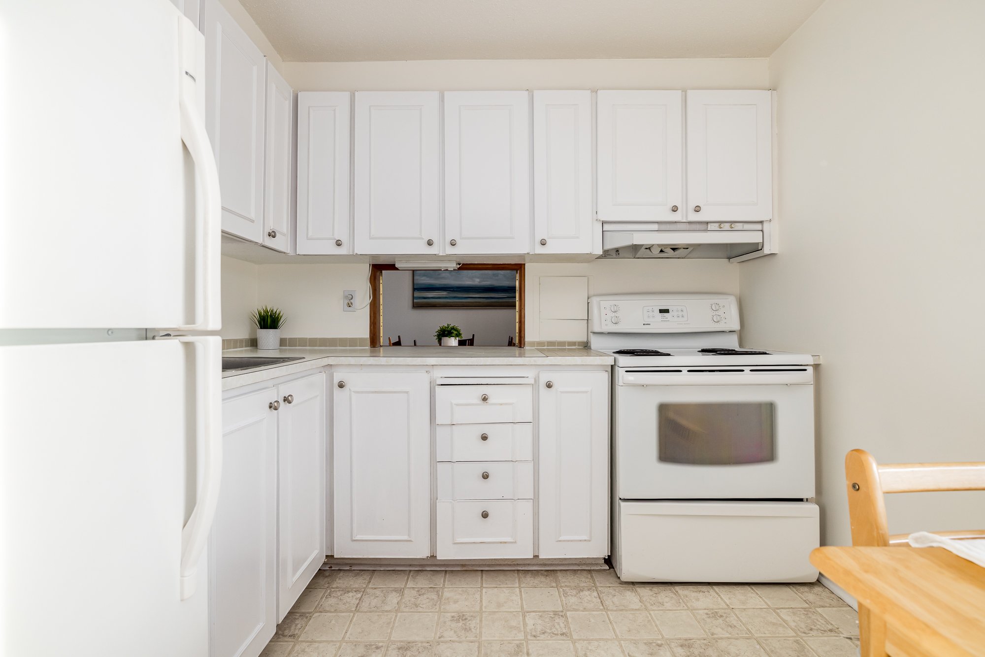 1356 Meadowlands 204_020.jpg