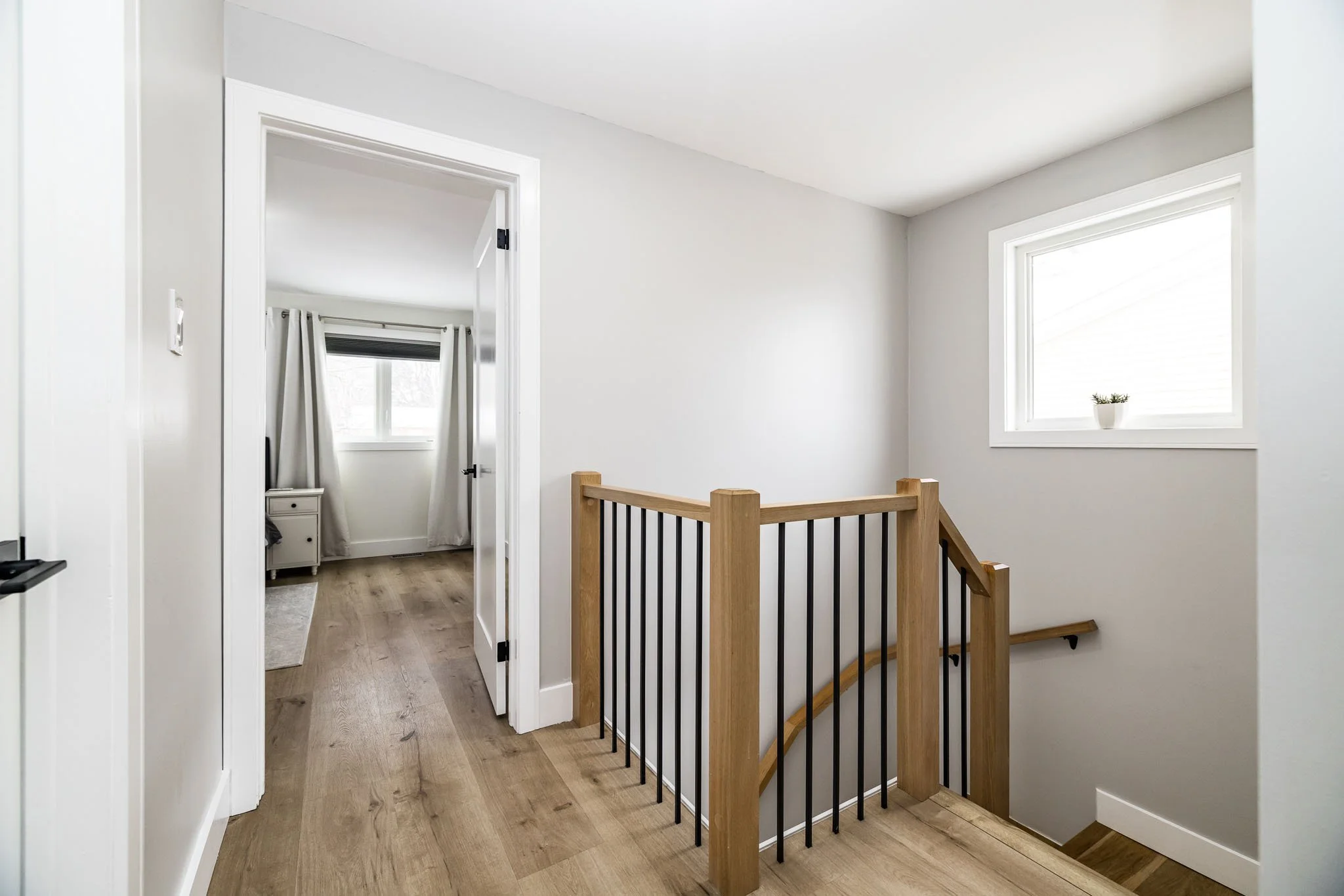 6066 Ridgelea_033.jpg