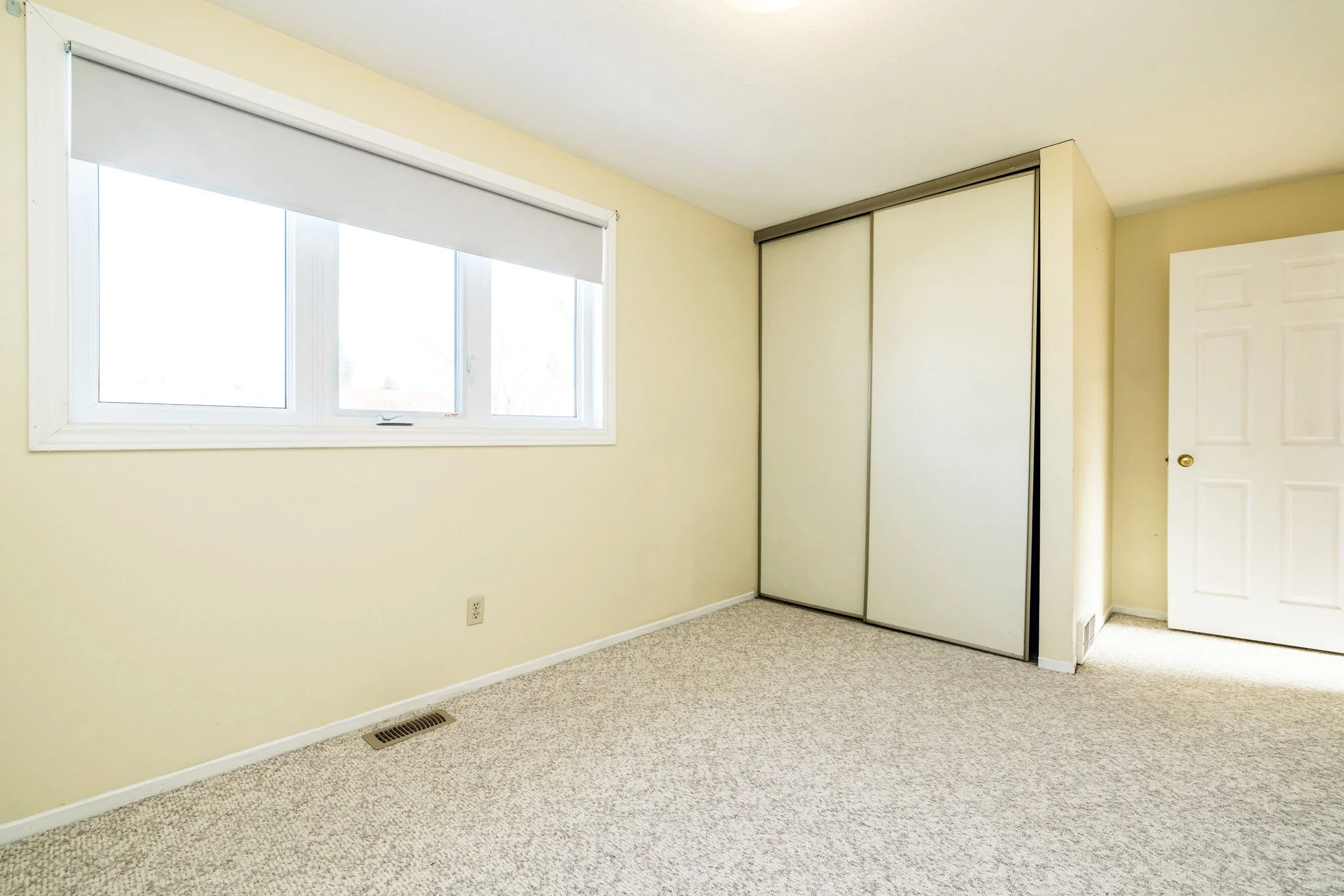 6096 Meadowhill_053.jpg