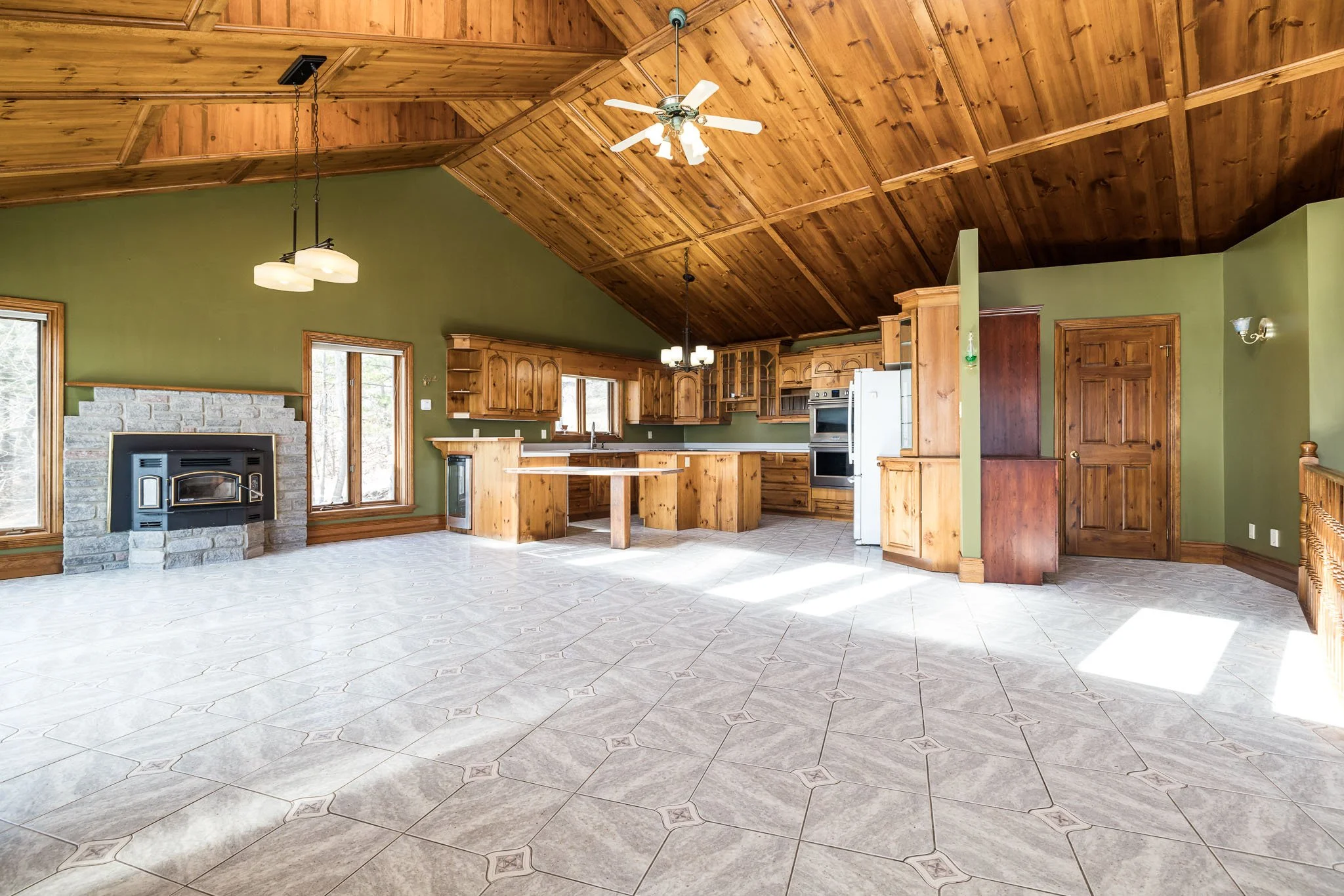 605 Big Rideau_013.jpg