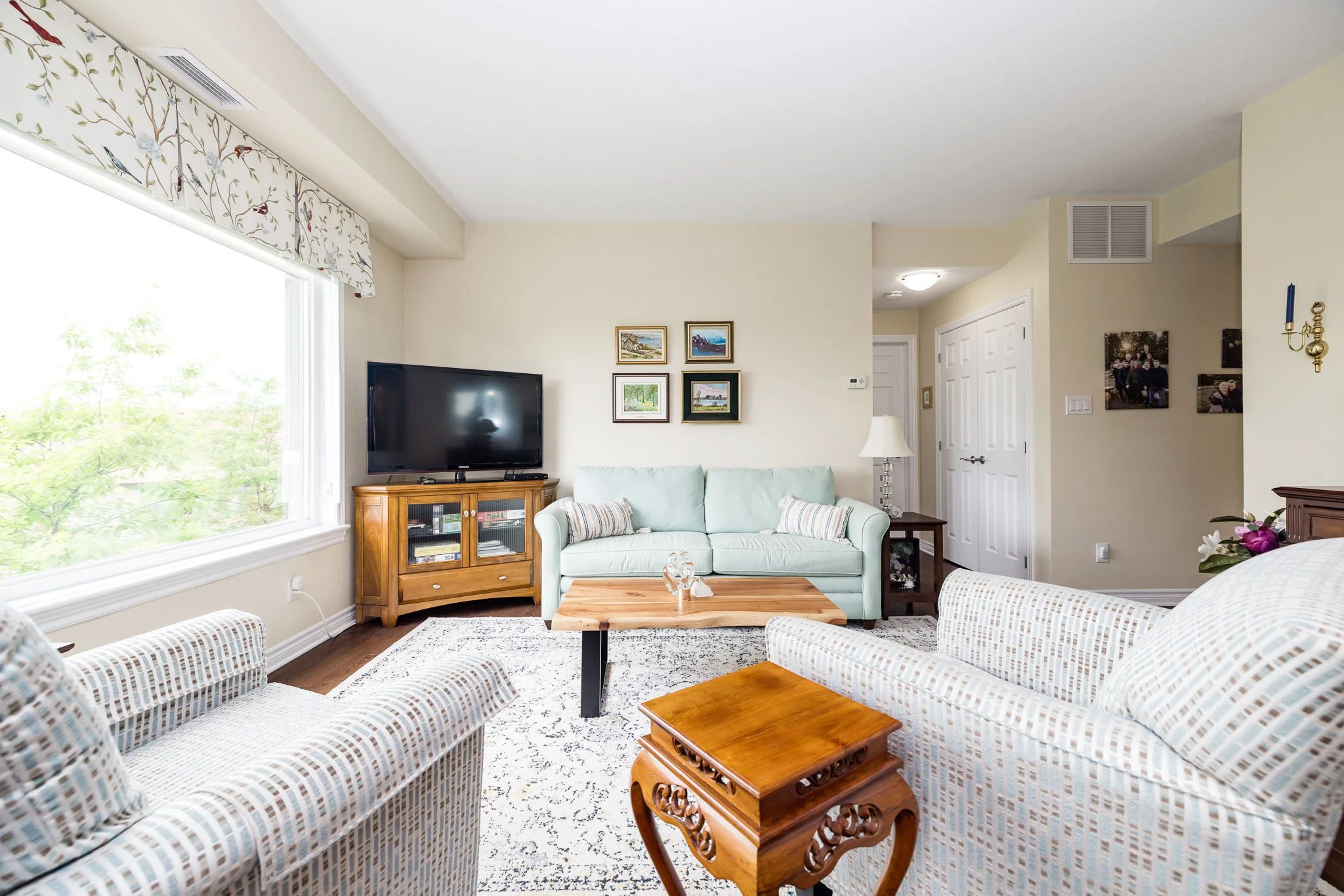 50 Magnolia 203_0014.jpg