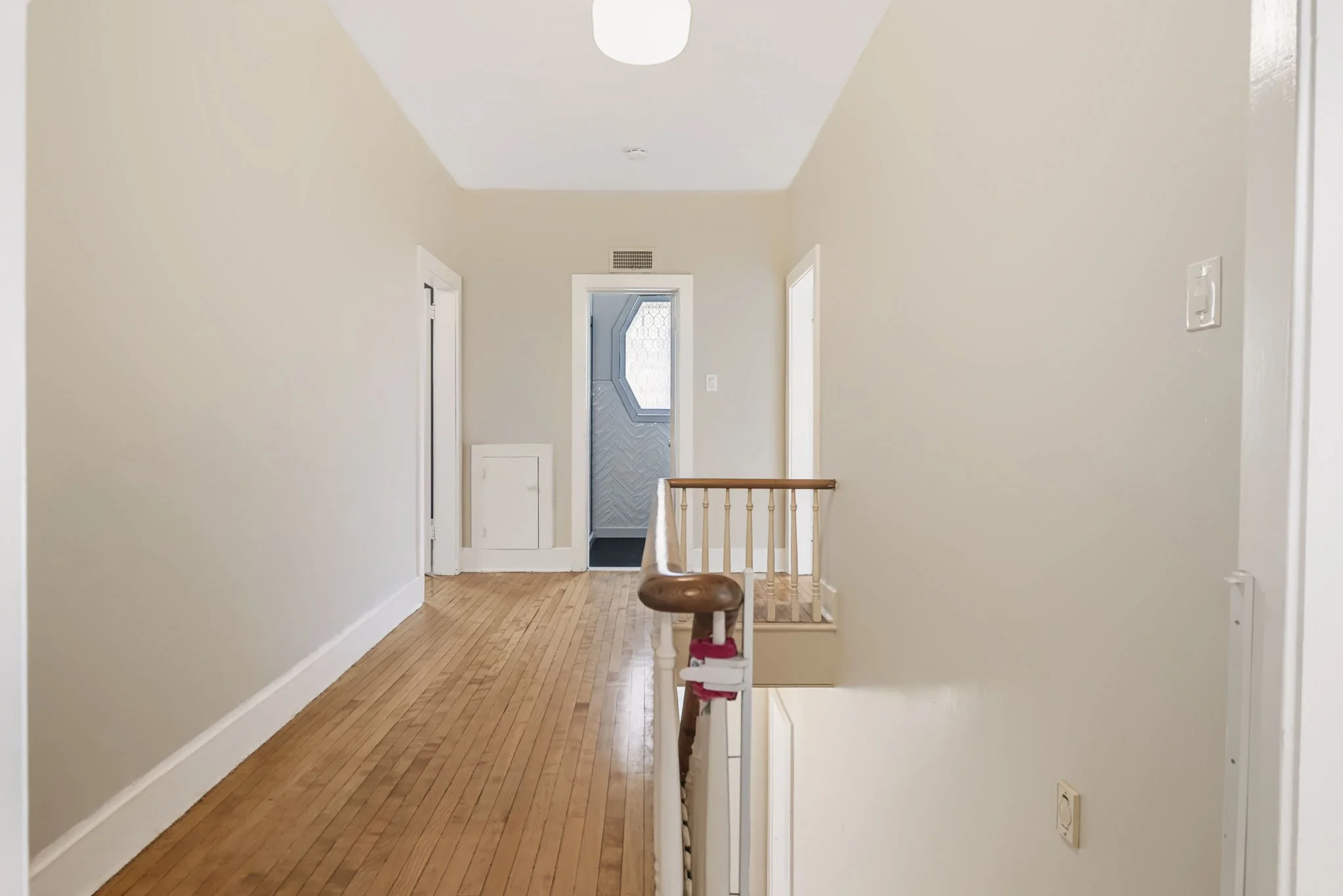 262 Bell_0025.jpg