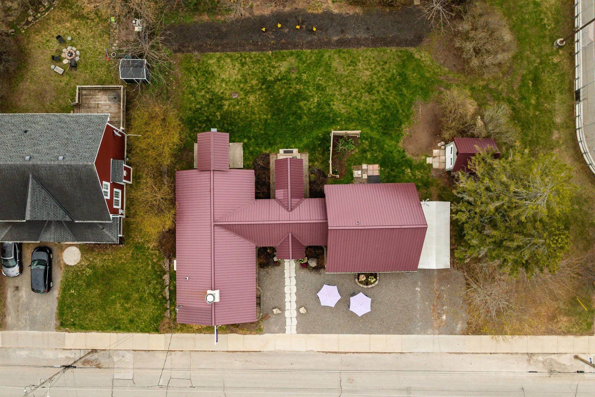 318 Main St W_064.jpg