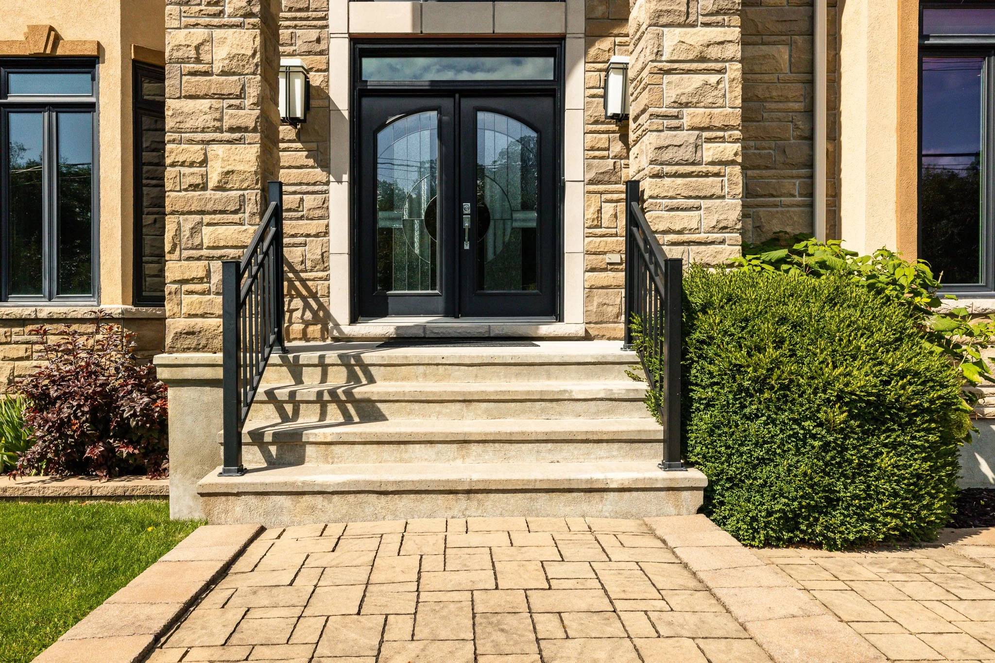 1419 Balmoral DR_0008.jpg