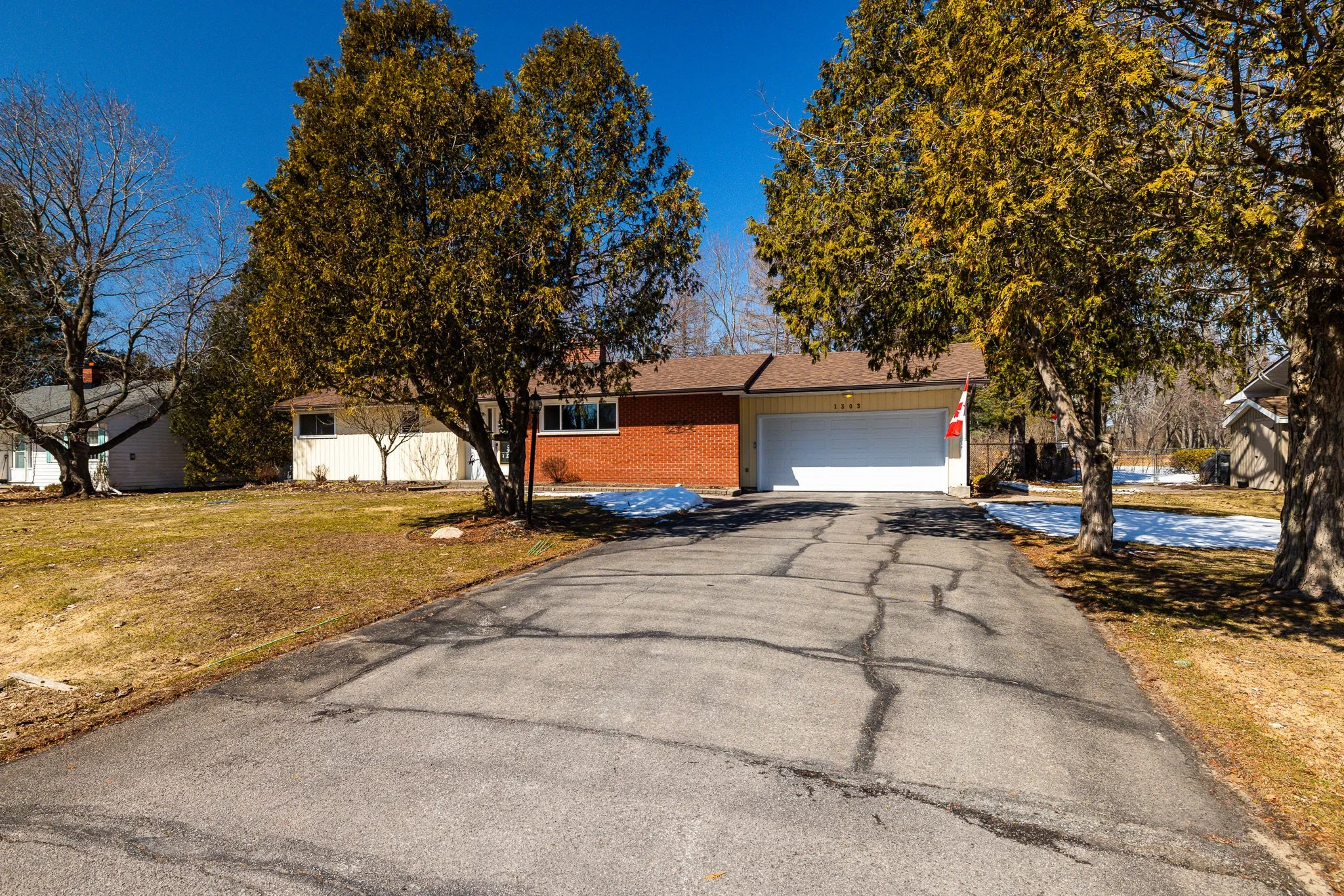 1303 Fairway_008.jpg