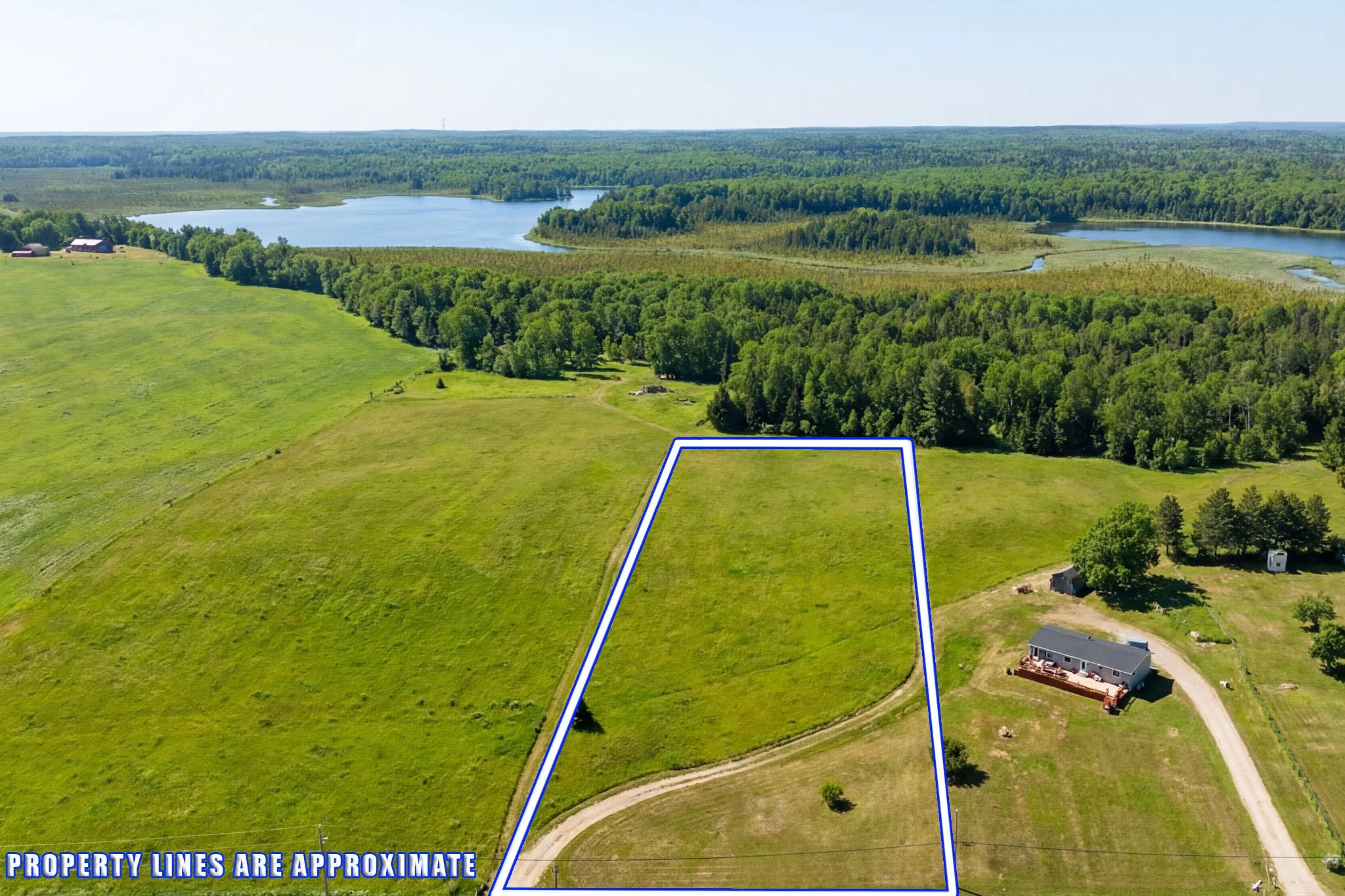 5359 Hwy 511_001 summer.jpg