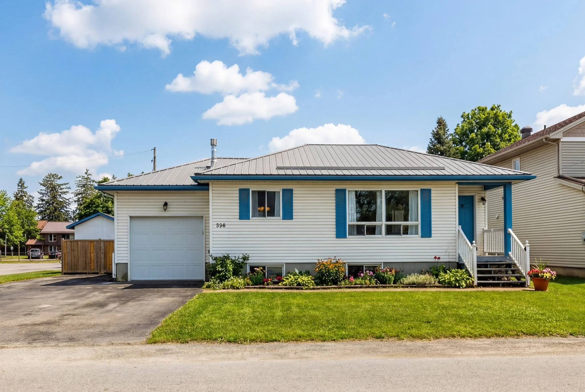 528 George_002summer.jpg