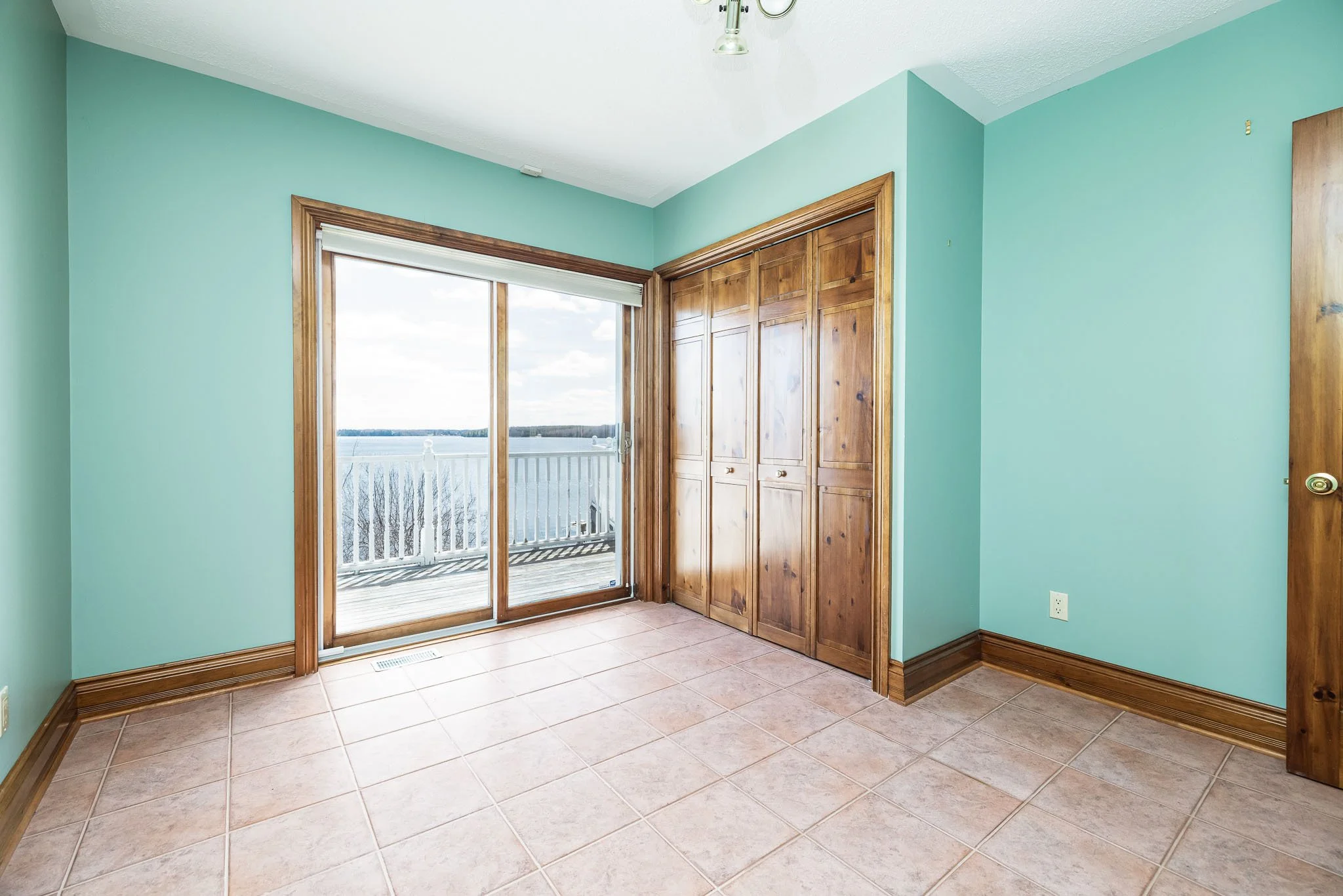 605 Big Rideau_038.jpg