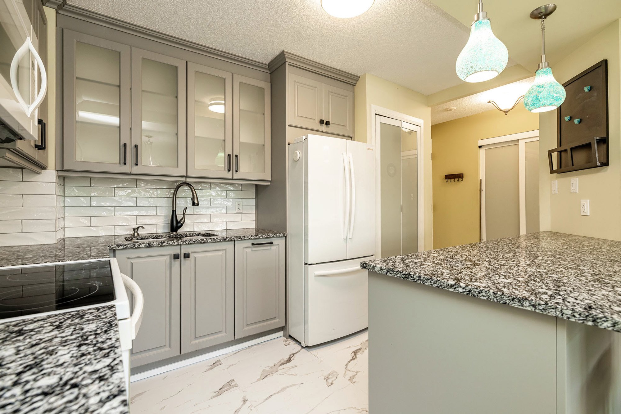 1025 Grenon 115_018.jpg