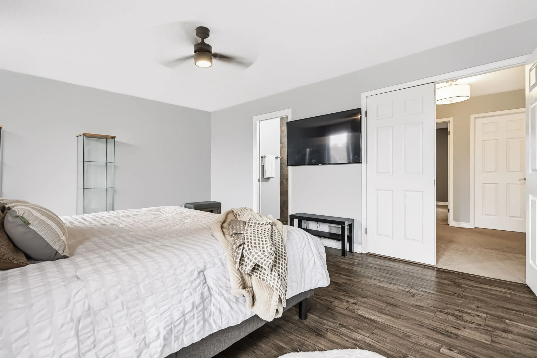 17 Catherwood_0035.jpg