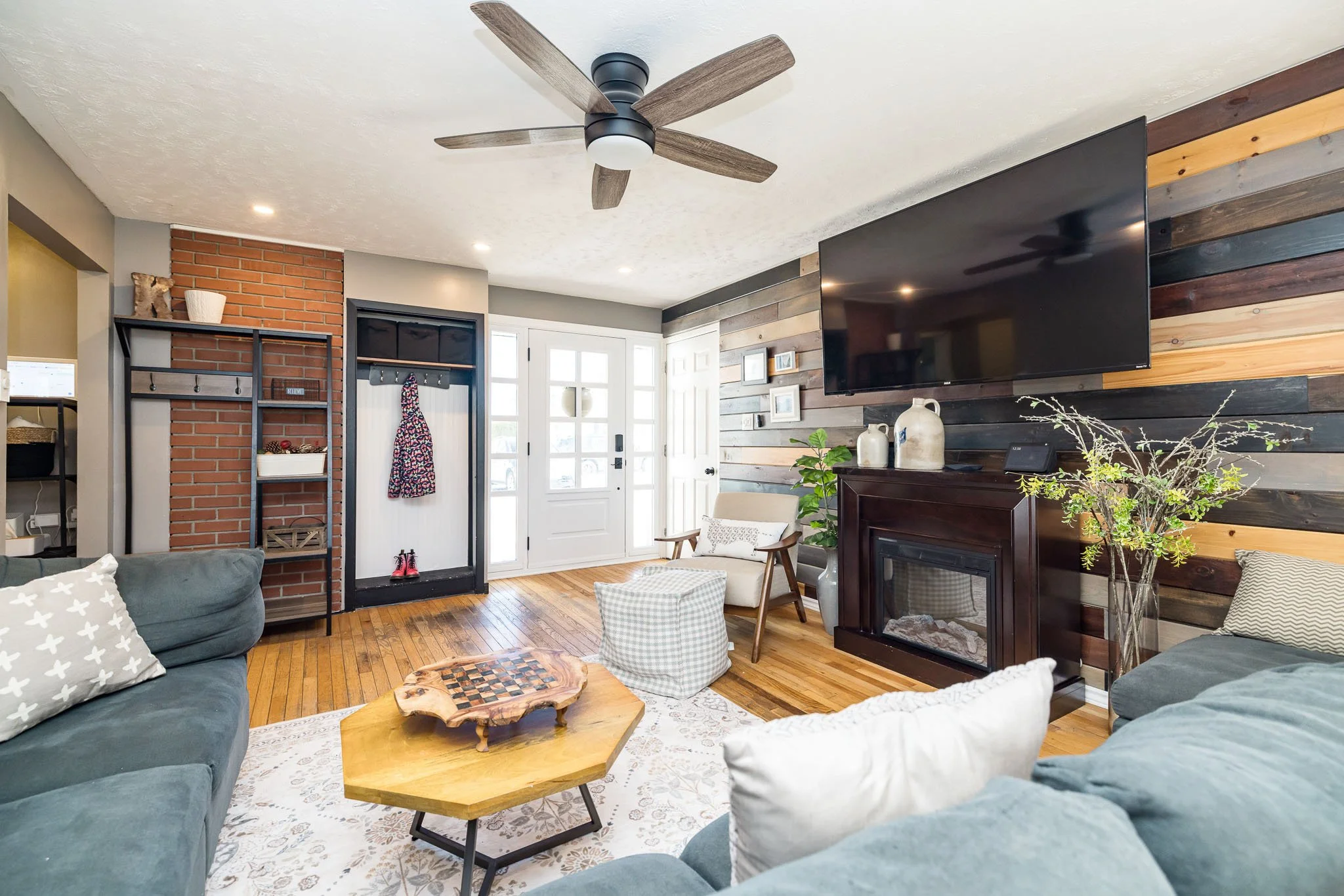 308 St George St_024.jpg