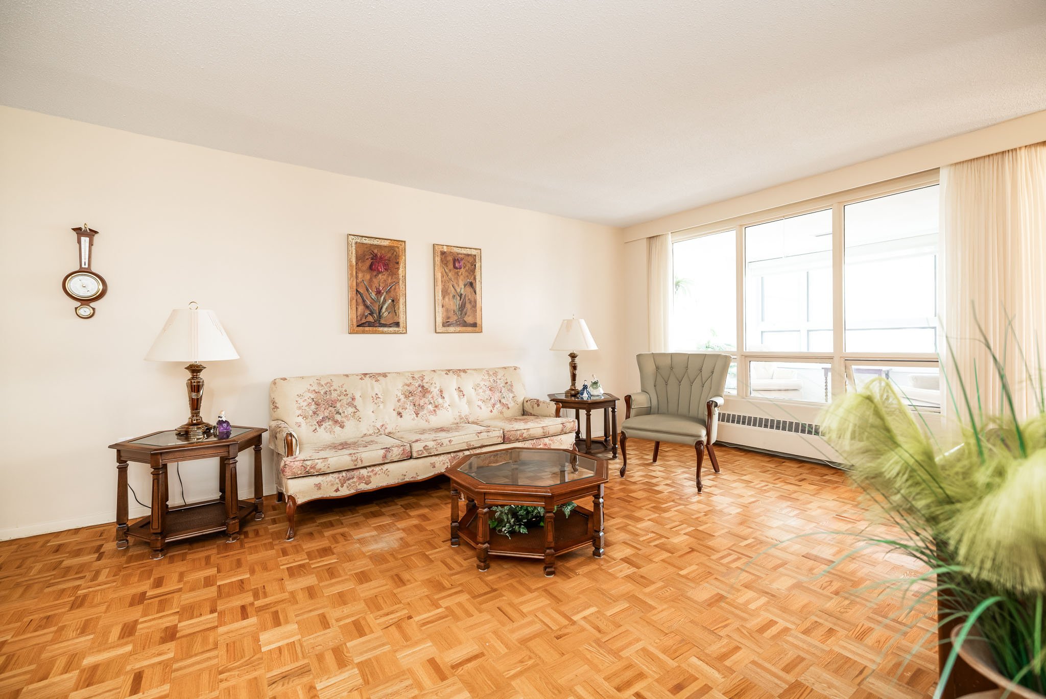 1356 Meadowlands 701_015.jpg