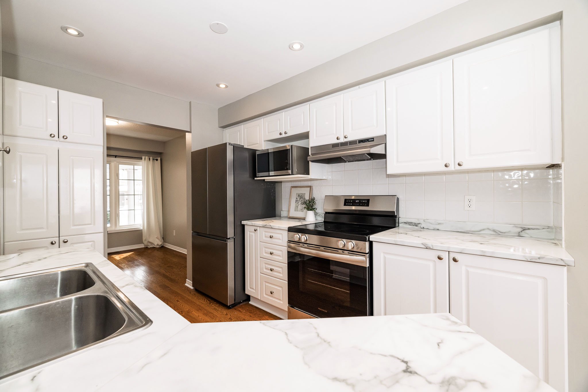 92 Deerfox_Upd3_016.jpg