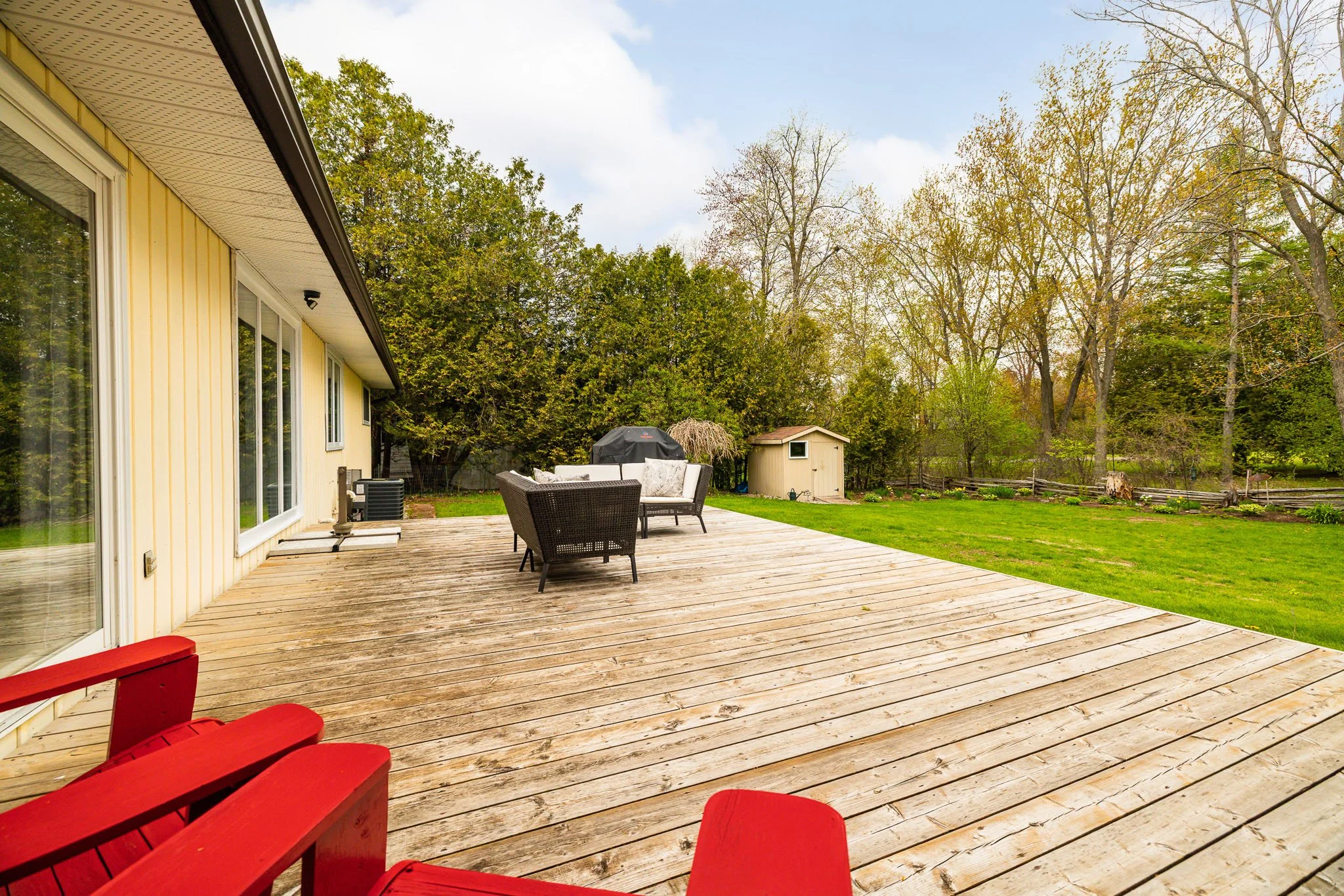 1303 Fairway_ext_024.jpg