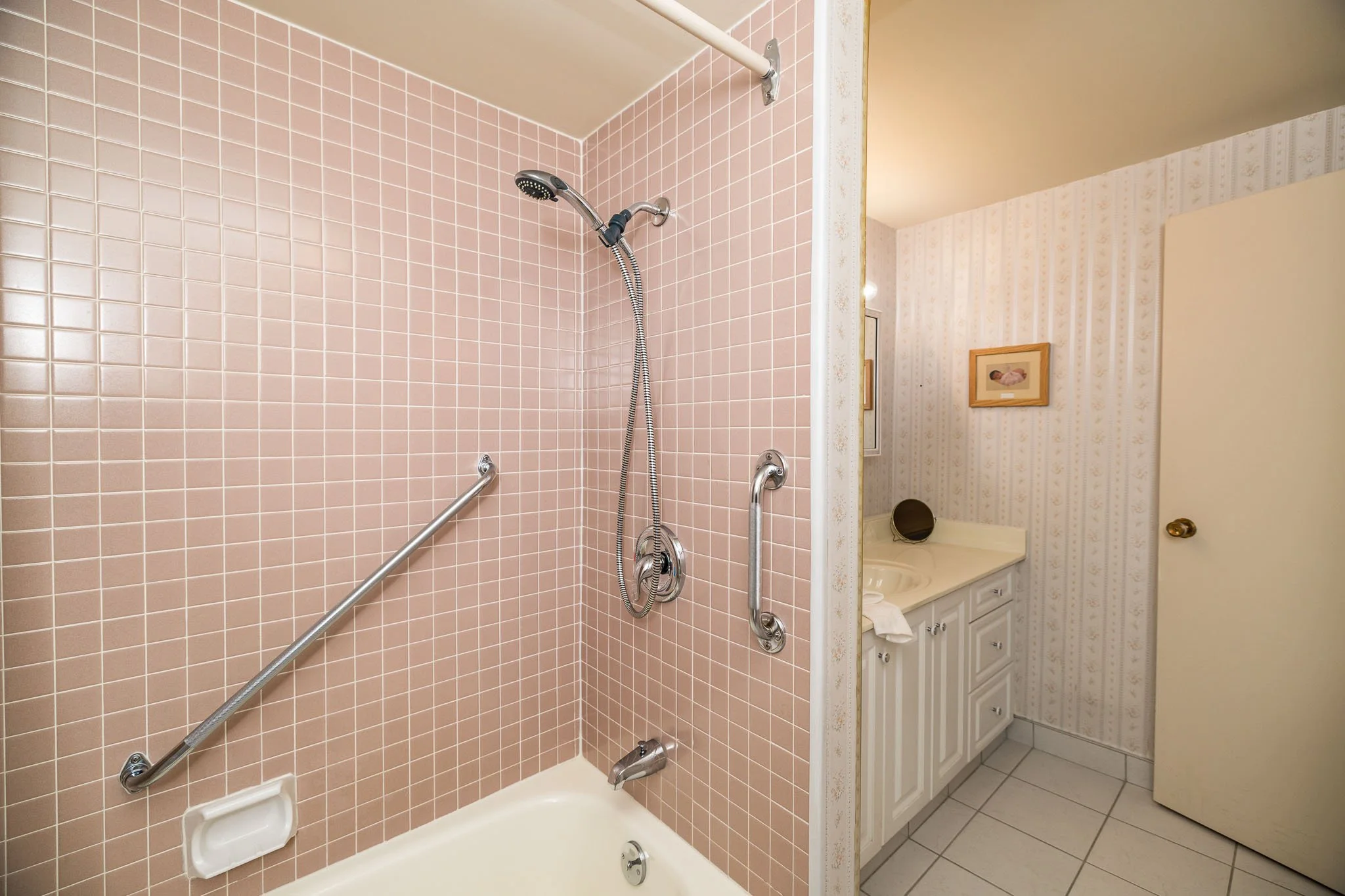 1356 Meadowlands 701_033.jpg