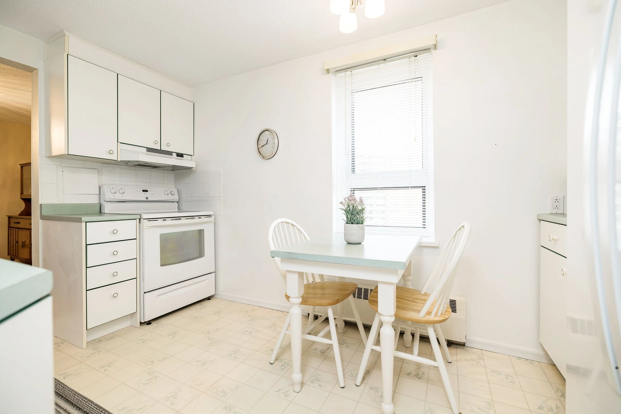 1356 Meadowlands 701_024.jpg