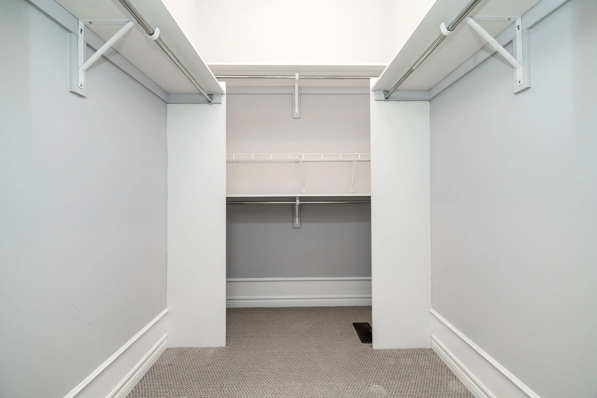 156 Oxford St W_021.jpg