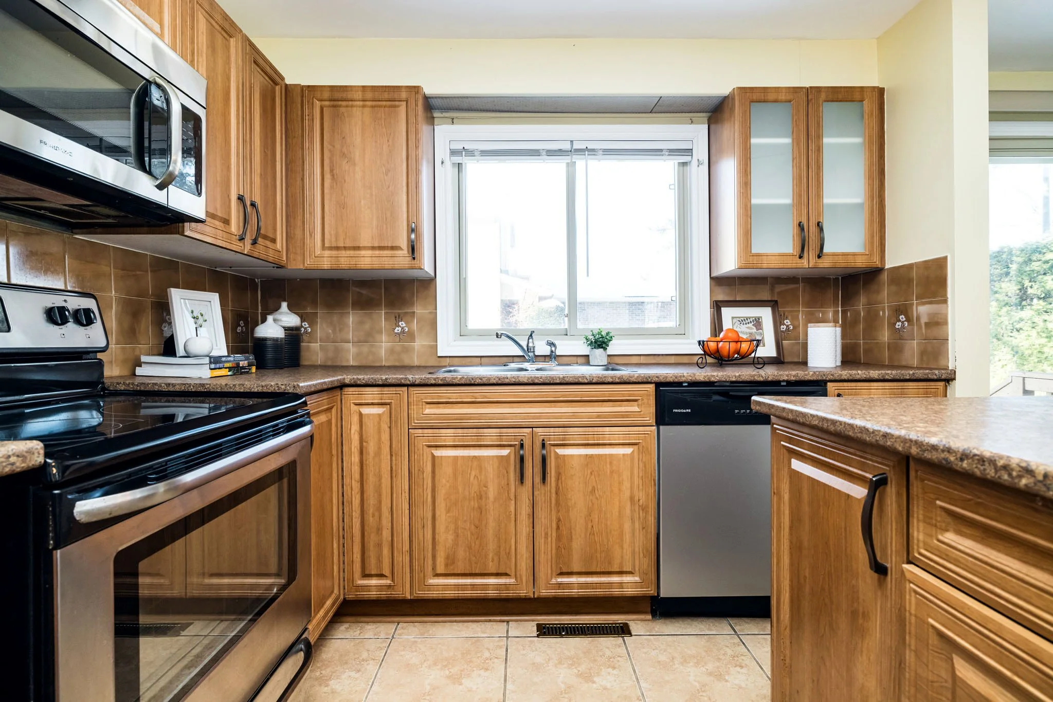 6096 Meadowhill_029.jpg