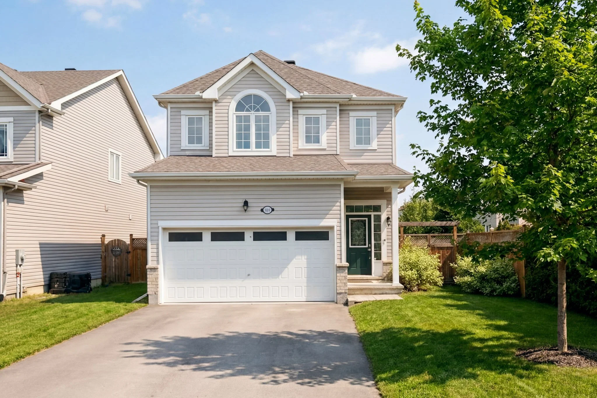 1869 Glencrest_001summer.jpg