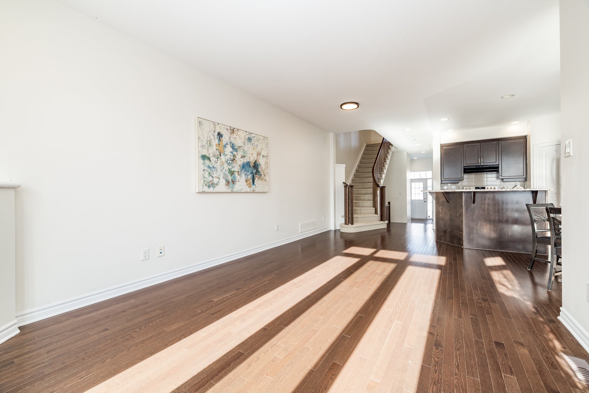 344 Kingbrook_011.jpg