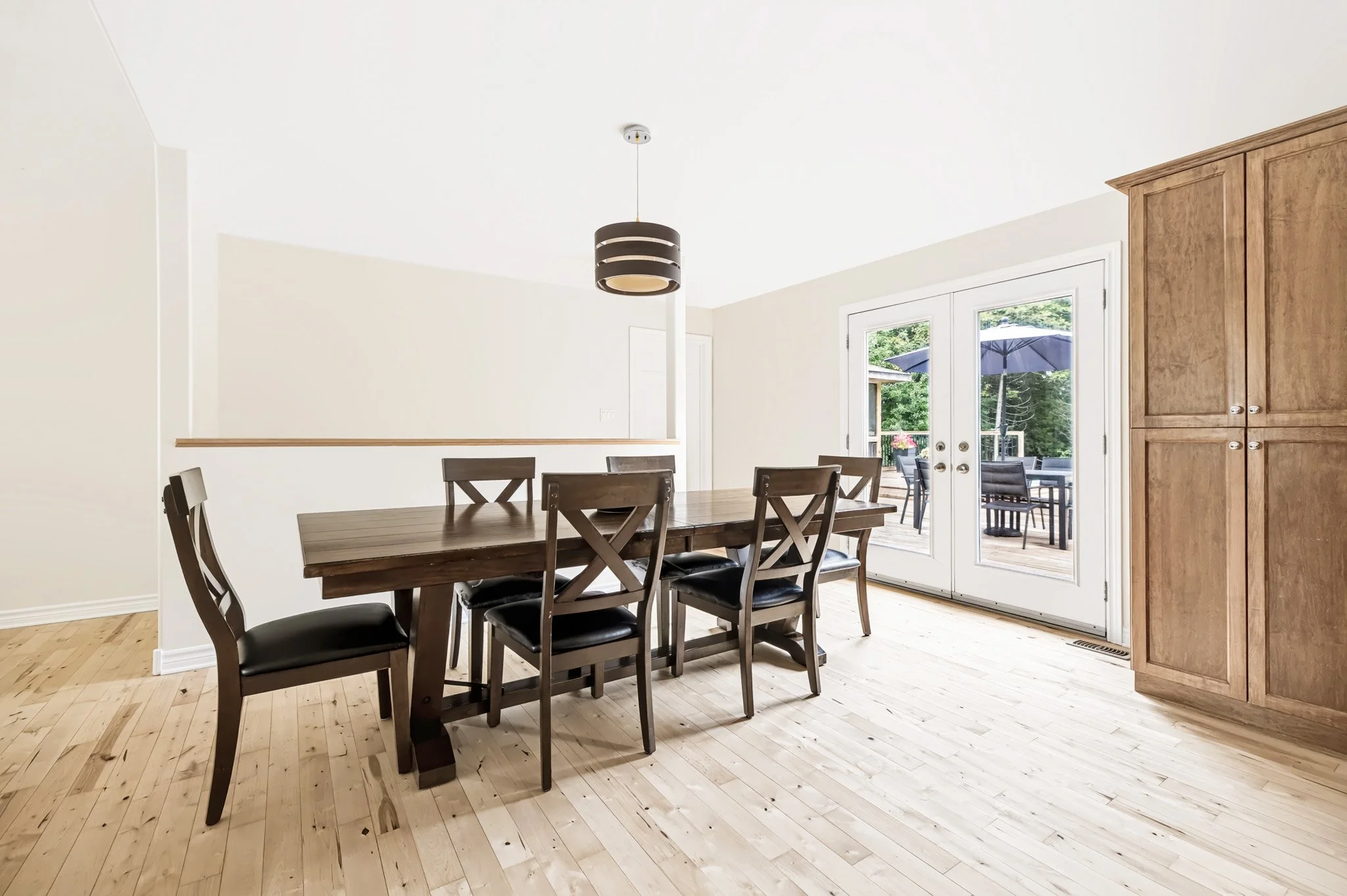 44 Meadowglen_0031.jpg