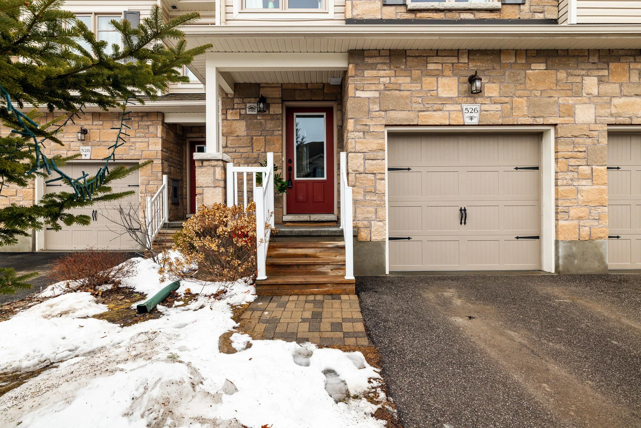 526 Stanley Brothers_006.jpg