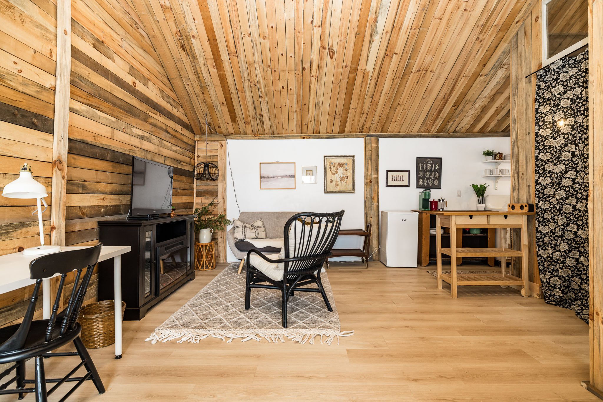 23 Norma St S_059.jpg