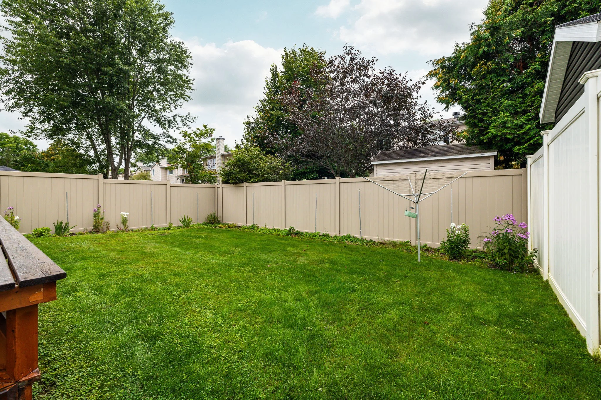 6068 Ridgelea_0067.jpg