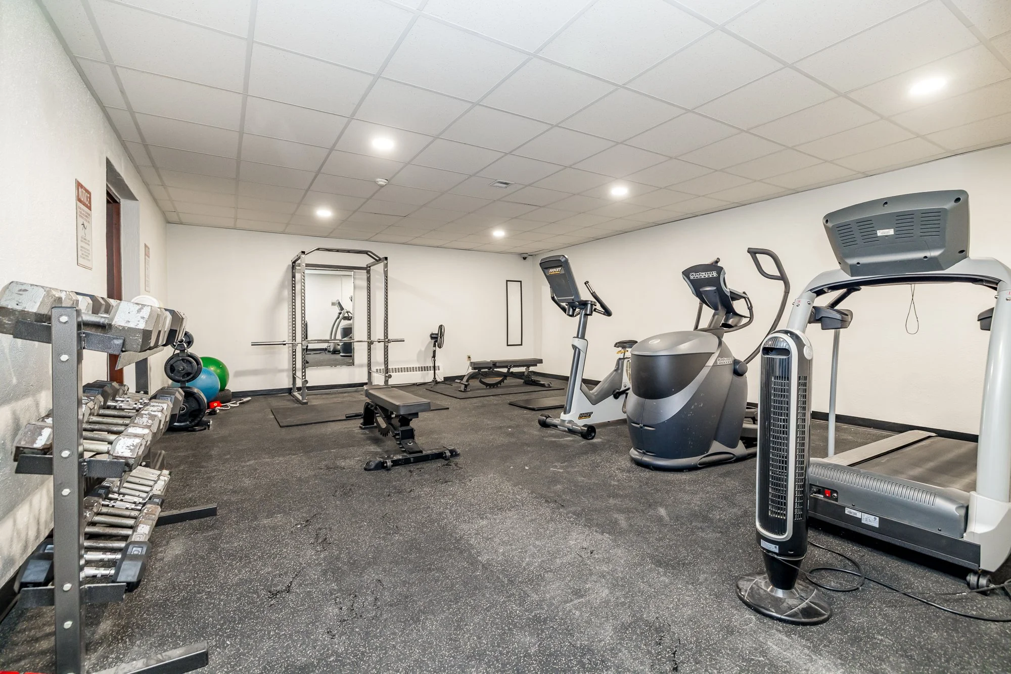 1356 Meadowlands 701_036.jpg