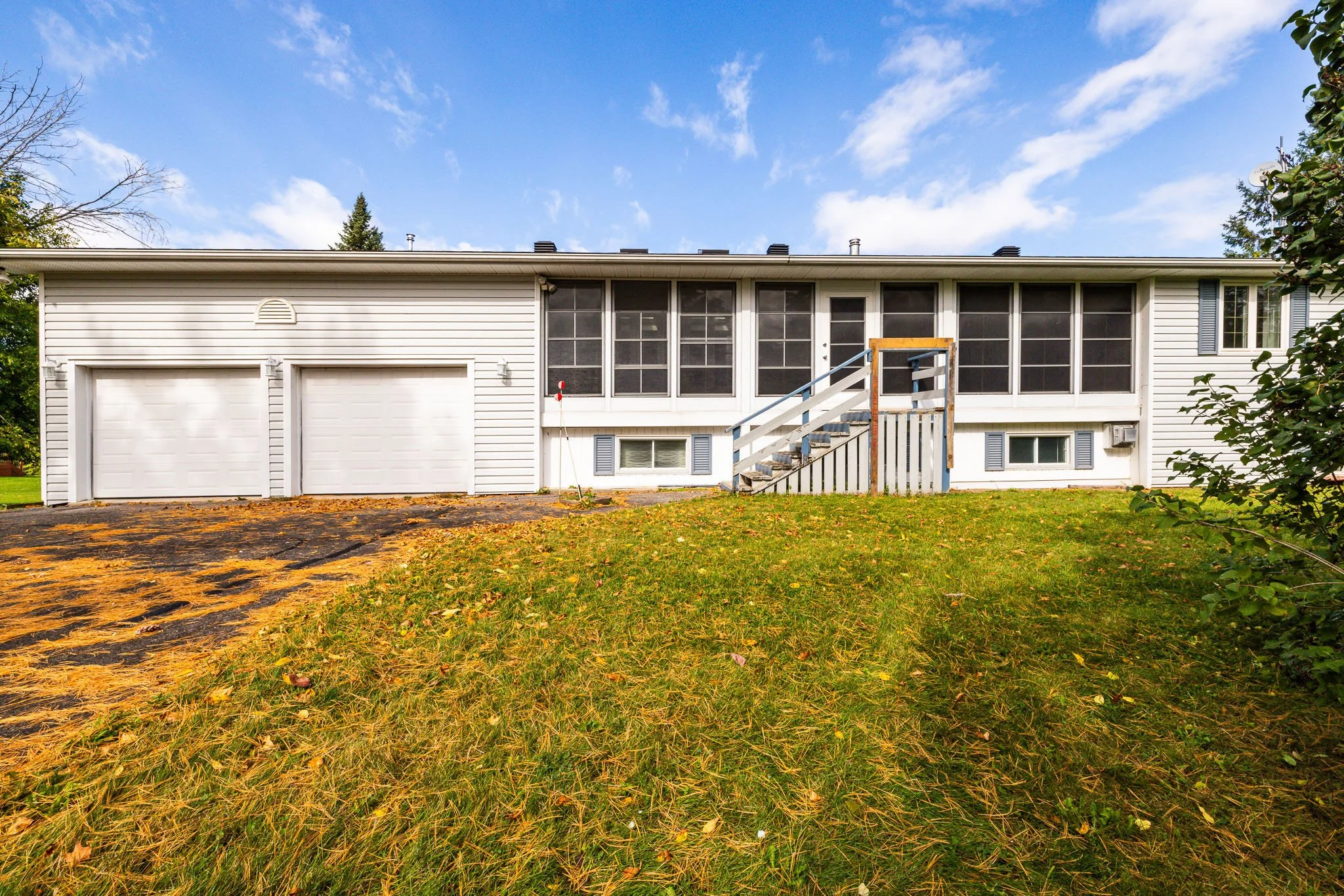 589 River Rd__0013.jpg