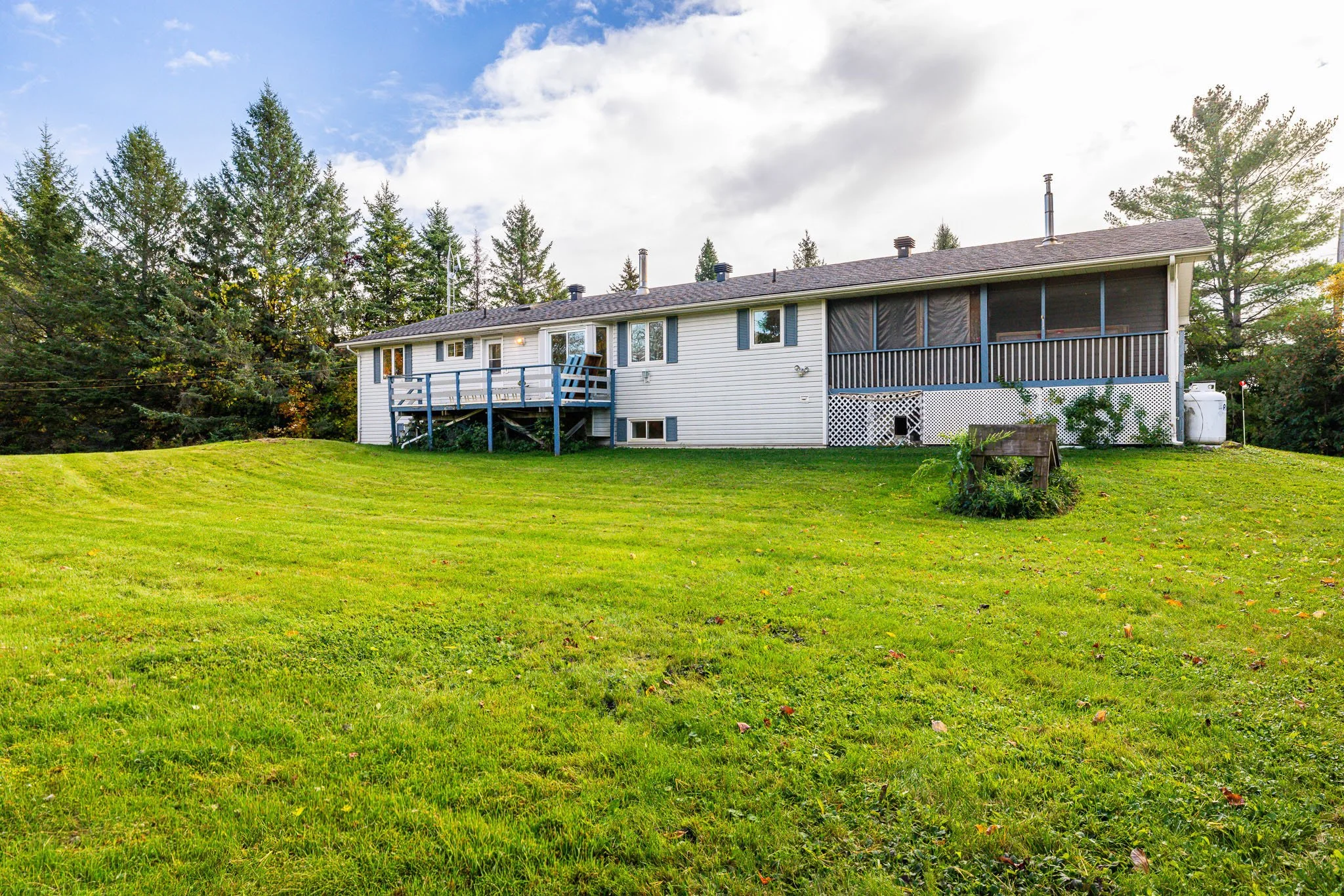 589 River Rd__0065.jpg