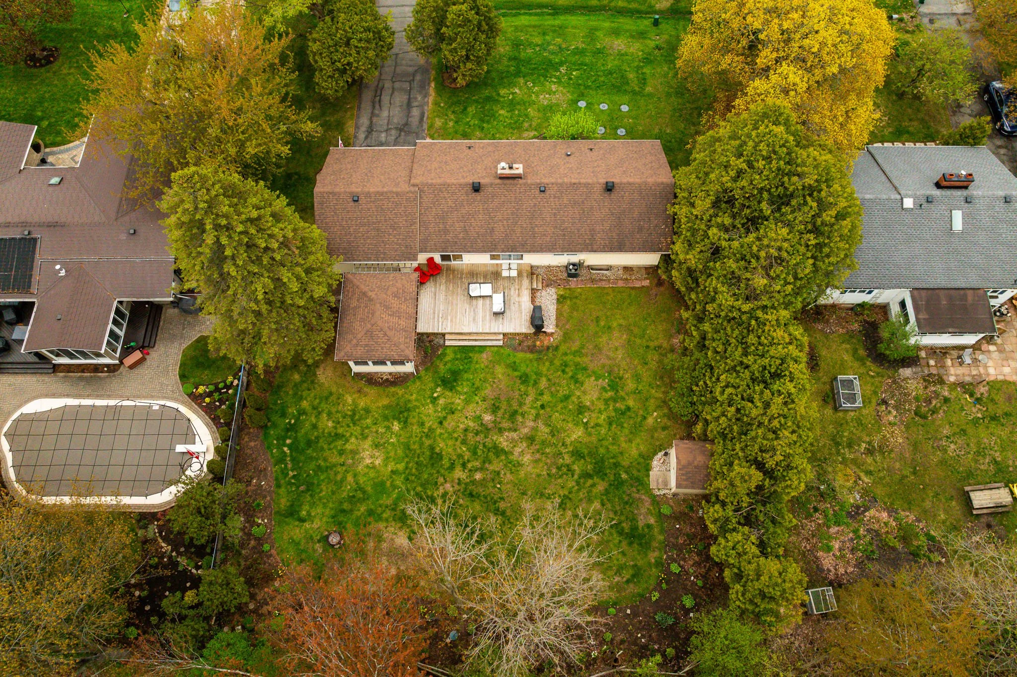 1303 Fairway_ext_017.jpg