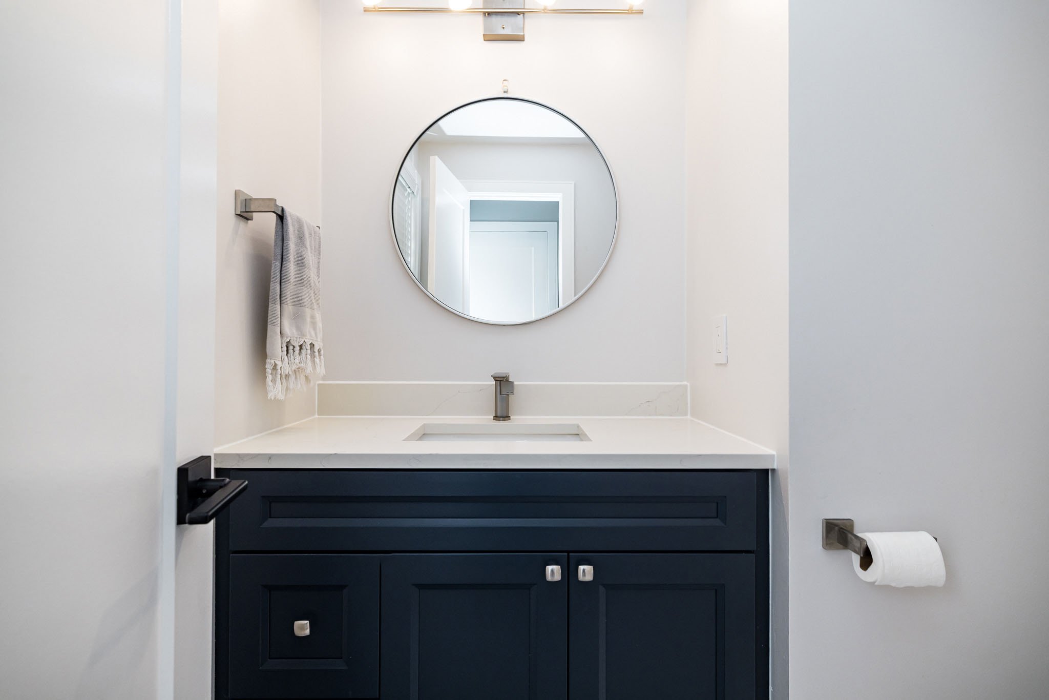 6066 Ridgelea_052.jpg