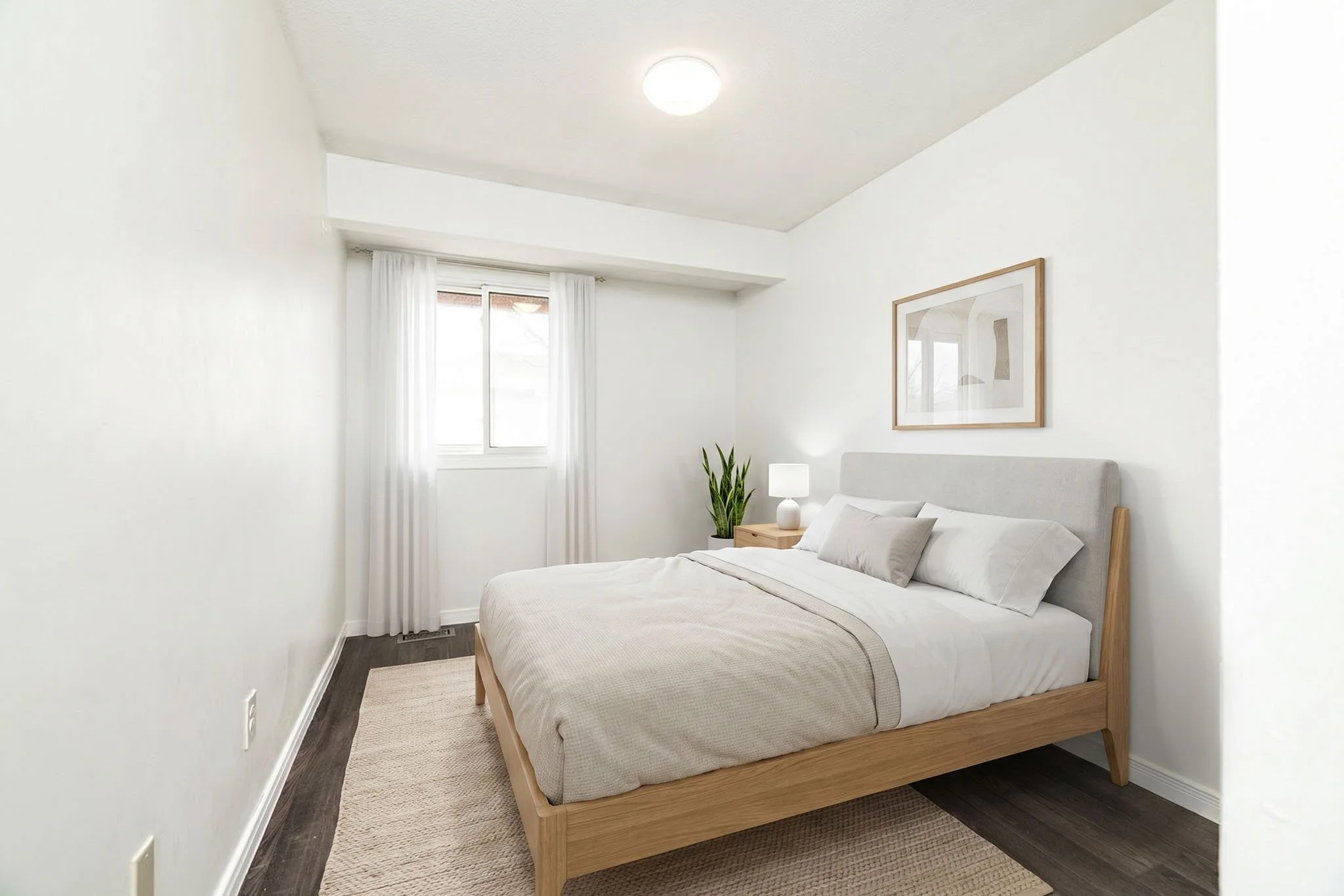 338 Woodfield_021staged.jpg