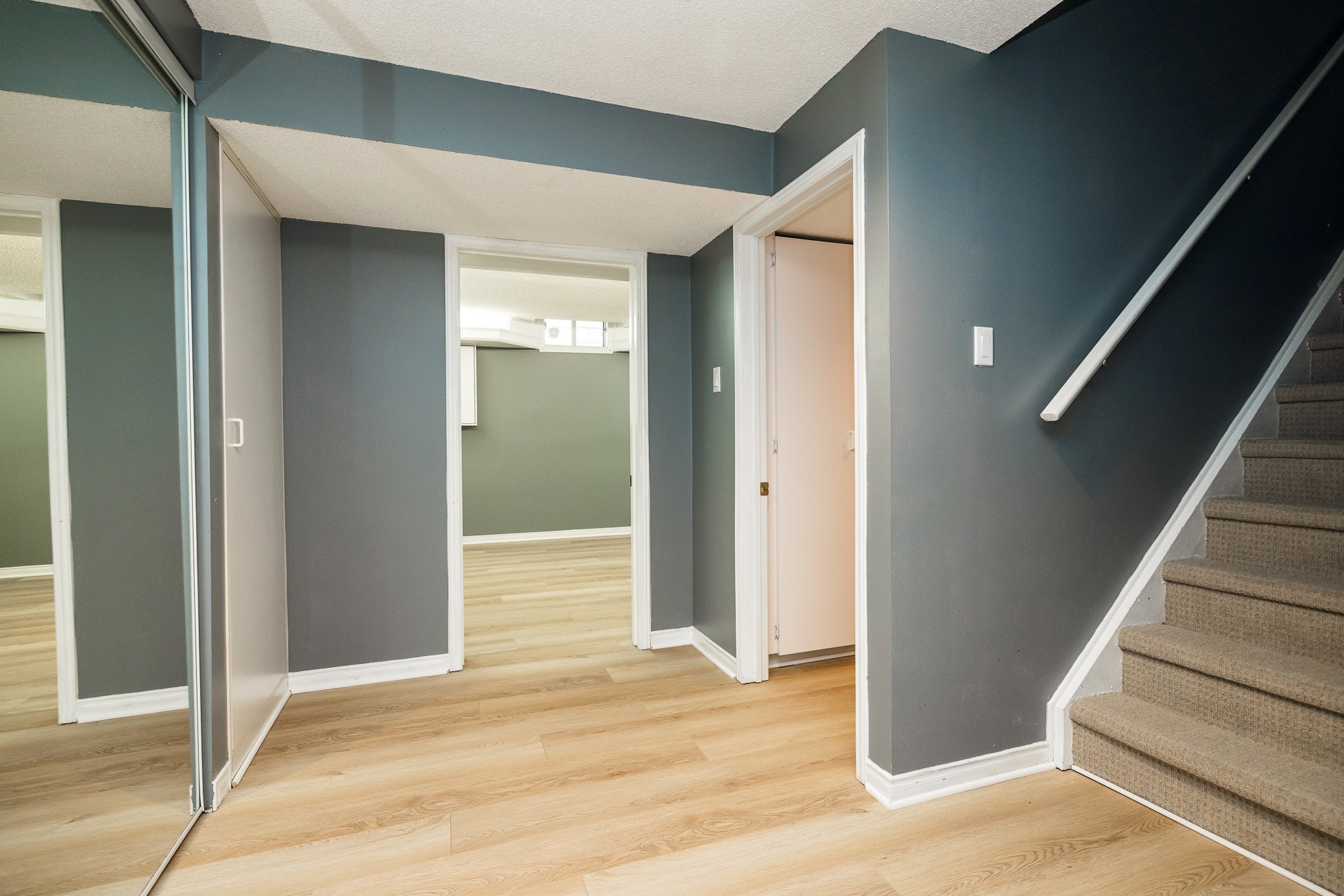 375 River Ridge_082.jpg