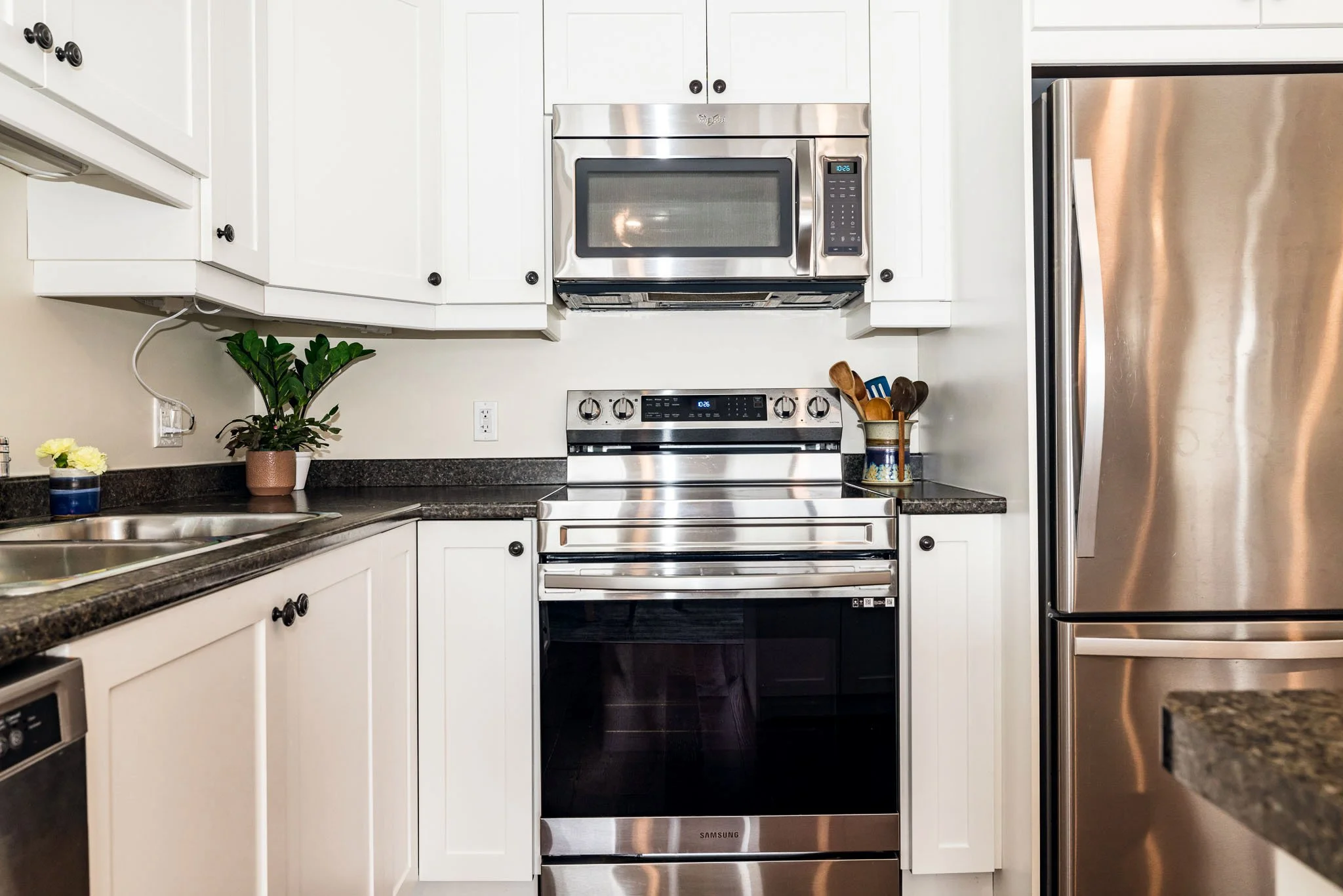 526 Stanley Brothers_019.jpg