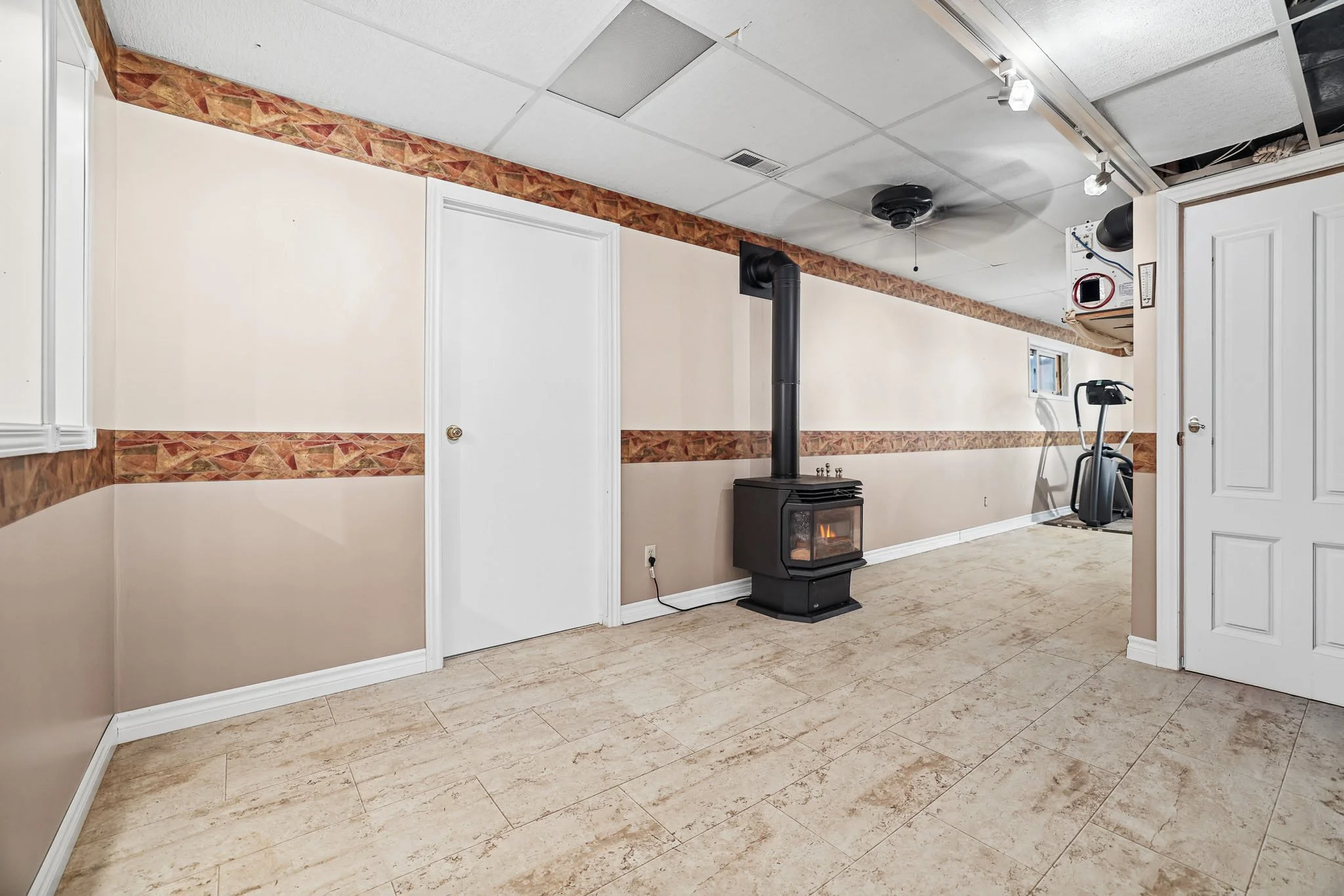 589 River Rd__0051.jpg